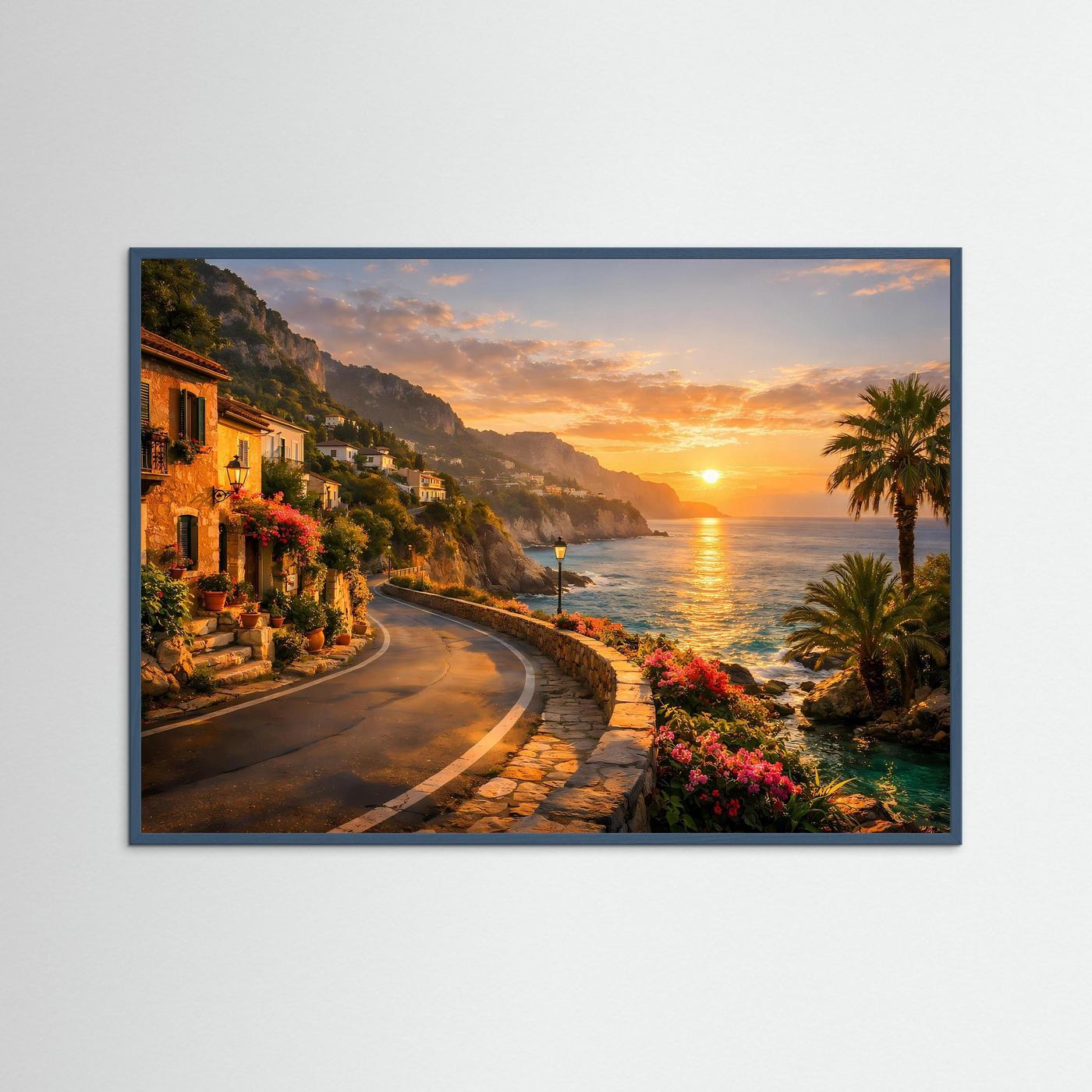 Poster mit Küstenstraße am Sonnenuntergang und Meer, dunkler Rahmen
