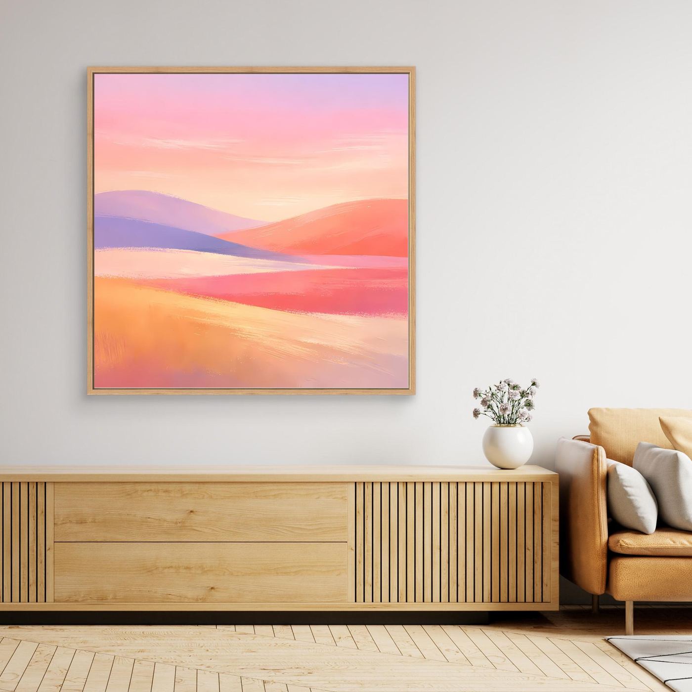 Abstraktes Leinwandbild mit sanfter Hügellandschaft in Pastellfarben, goldener Rahmen