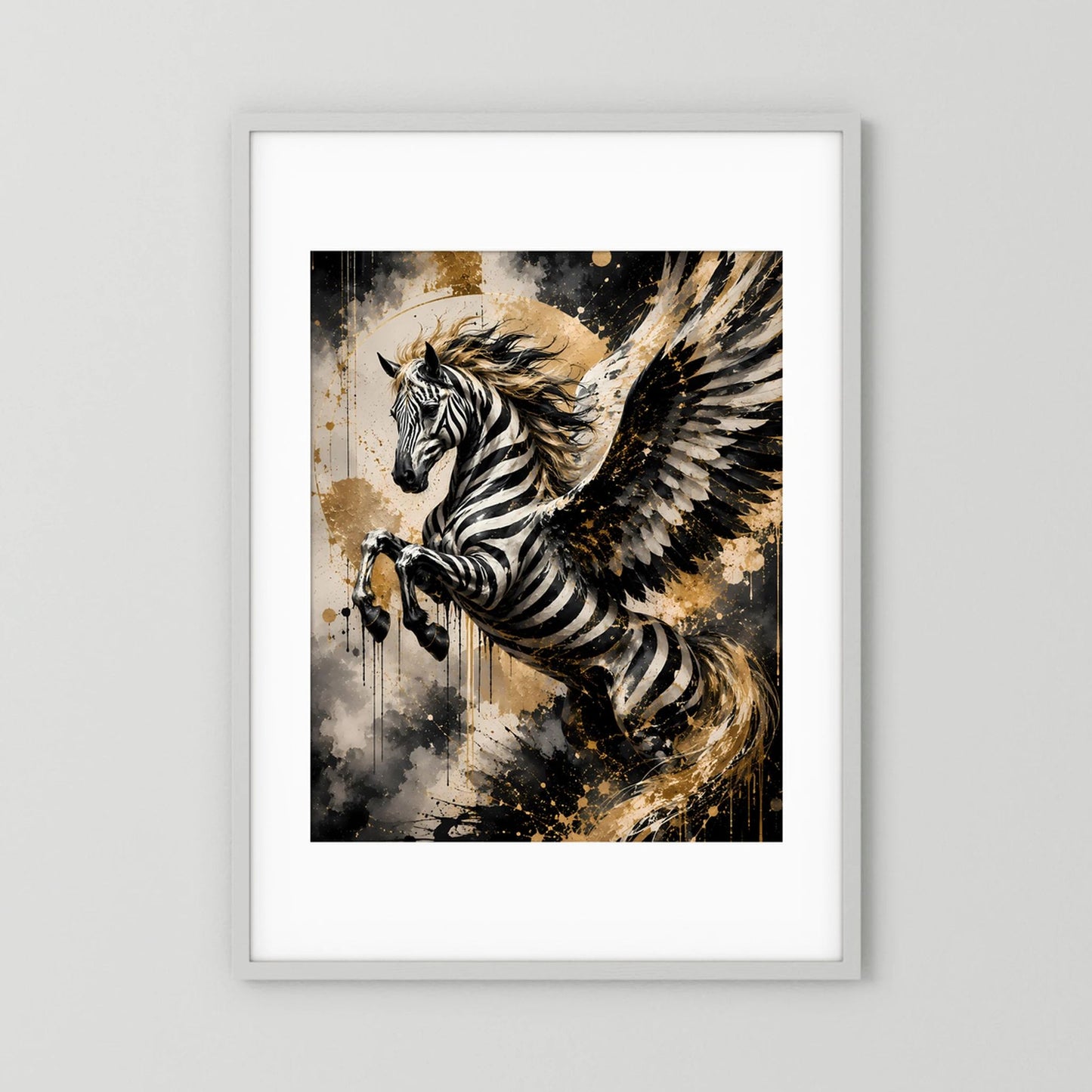 Geflügeltes Zebrapferd | Schwarz Gold abstrakte Fantasy Kunst | Poster Hochformat