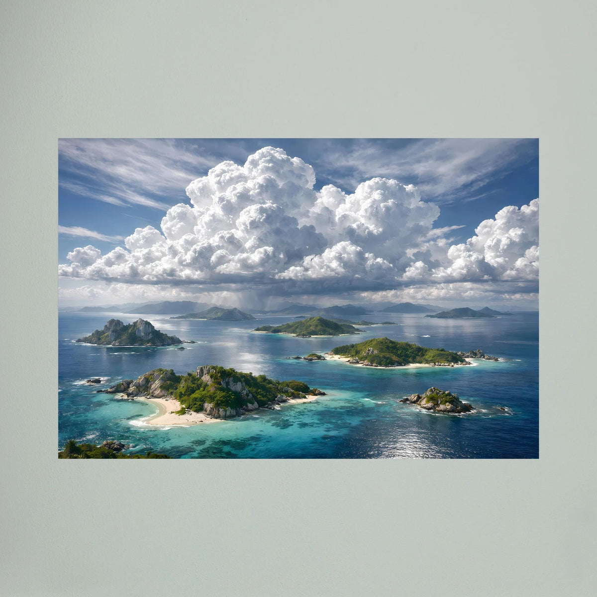 Wandbild im Querformat: Inseln, türkisblaues Meer und große weiße Wolken