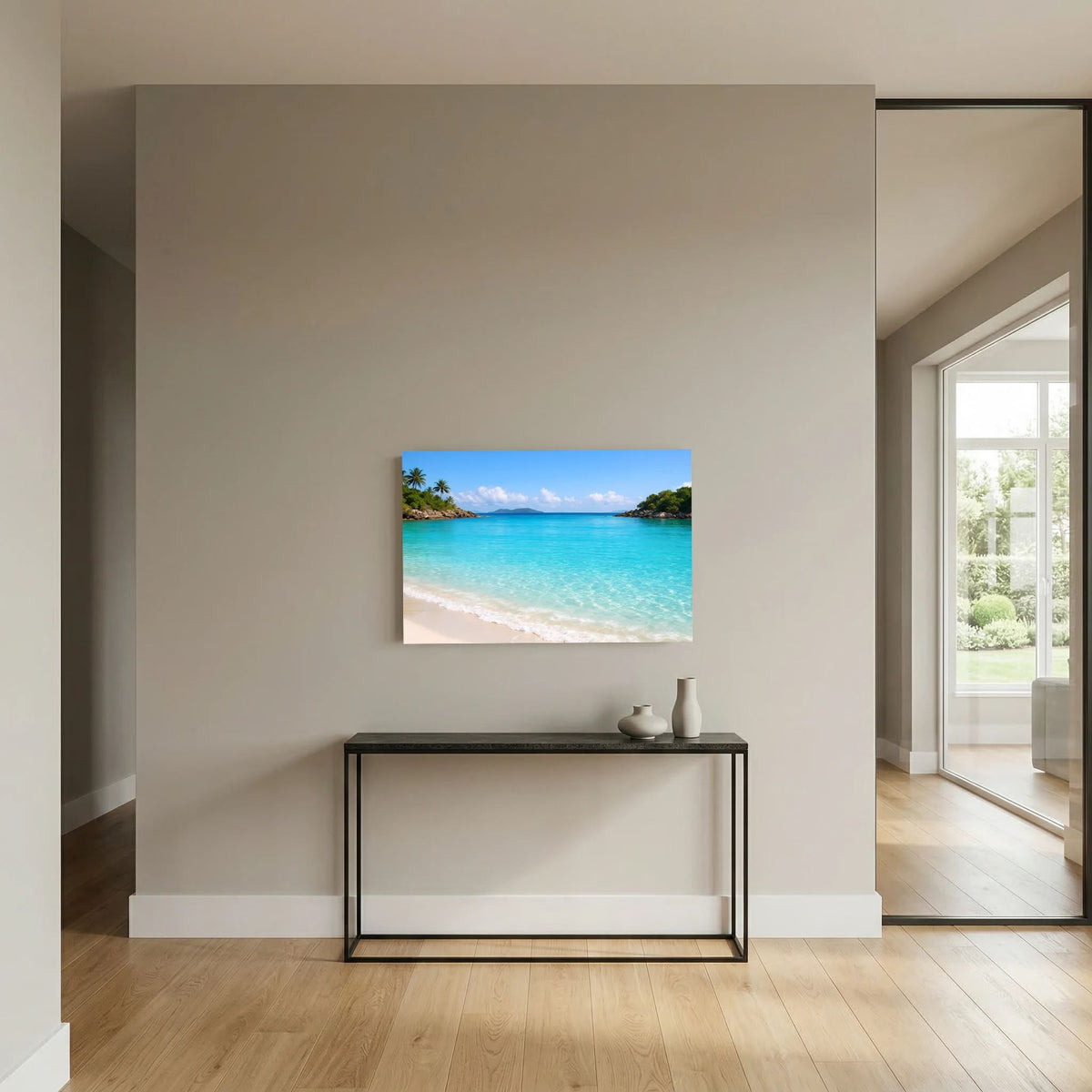 Strand-Wandbild mit türkisfarbenem Meer, Palmen und felsigen Ufern