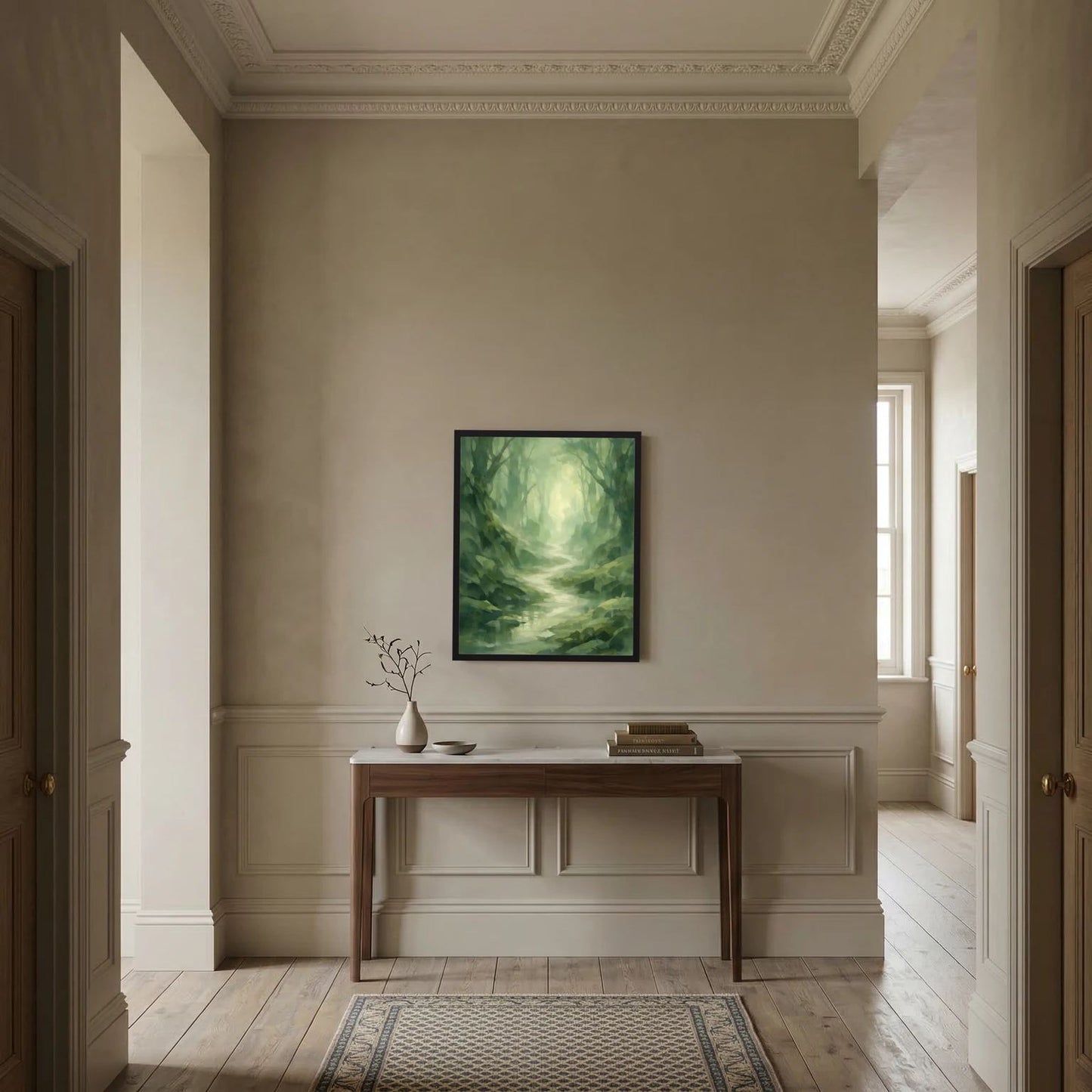 Gerahmtes Poster mit grünem Waldnebel, Blick auf Bach und einen hellen Lichtkegel