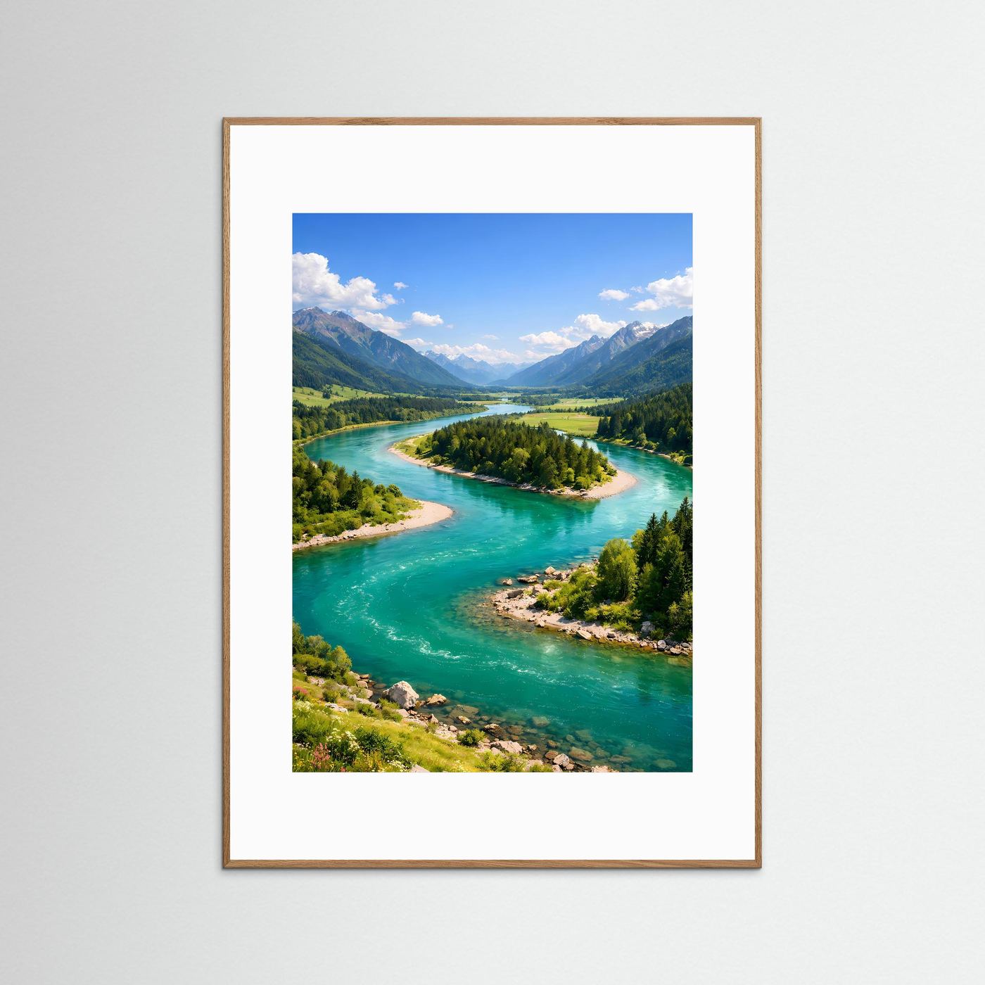 Naturposter mit Flusslandschaft in Türkis und Grün, Alpenbergen und hellbraunem Rahmen