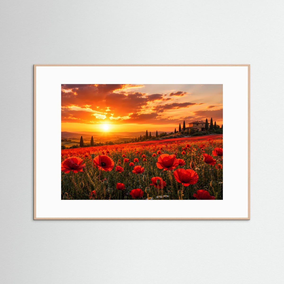 Querformat-Poster im hellen Holzrahmen mit roten Mohnblumen und Sonnenuntergang