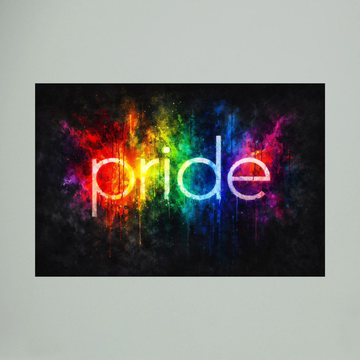 Wandbild Nahansicht: Regenbogen-Spritzgrafik mit „pride“-Schriftzug, schwarzer Rahmen