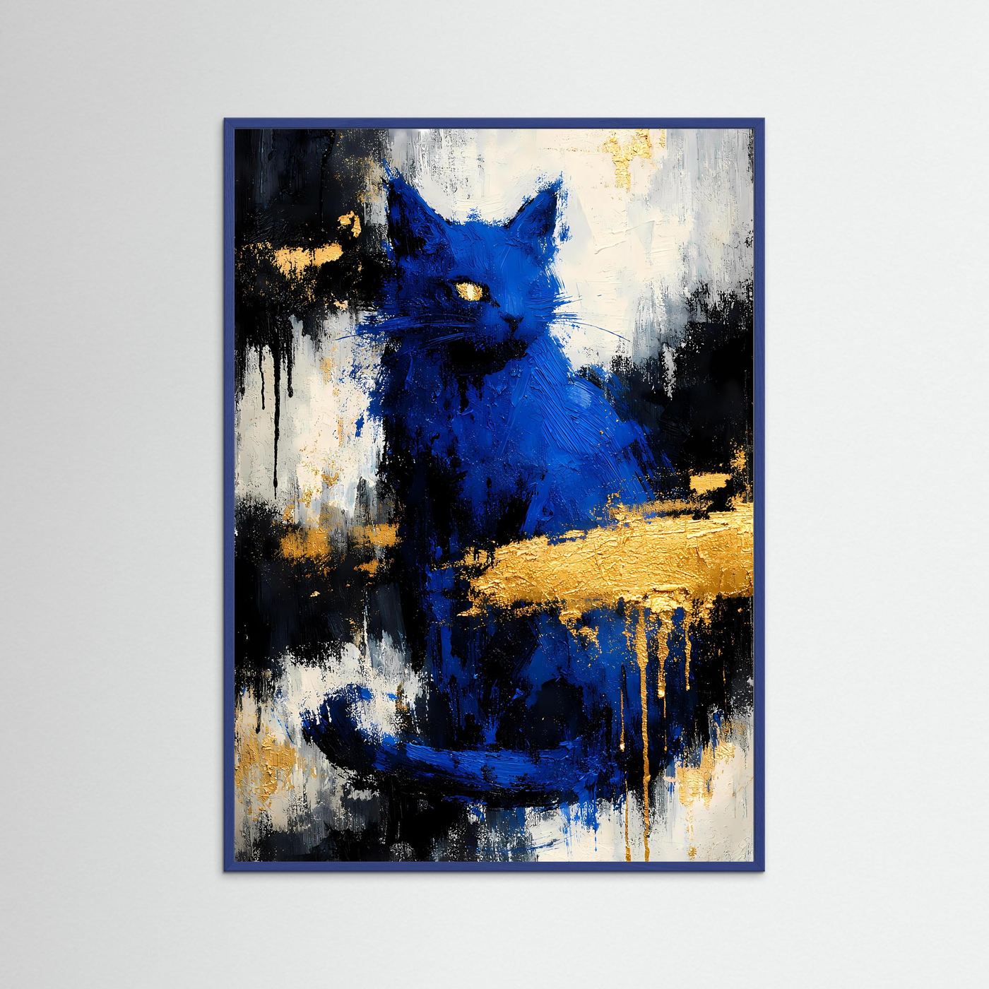 Abstraktes Katzenposter im blauen Rahmen: blaue Katze auf Schwarz-Weiß mit goldenen Spritzern.