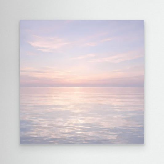 Leinwandbild Meer bei Sonnenuntergang mit ruhigem Spiegelbild in Pastellfarben