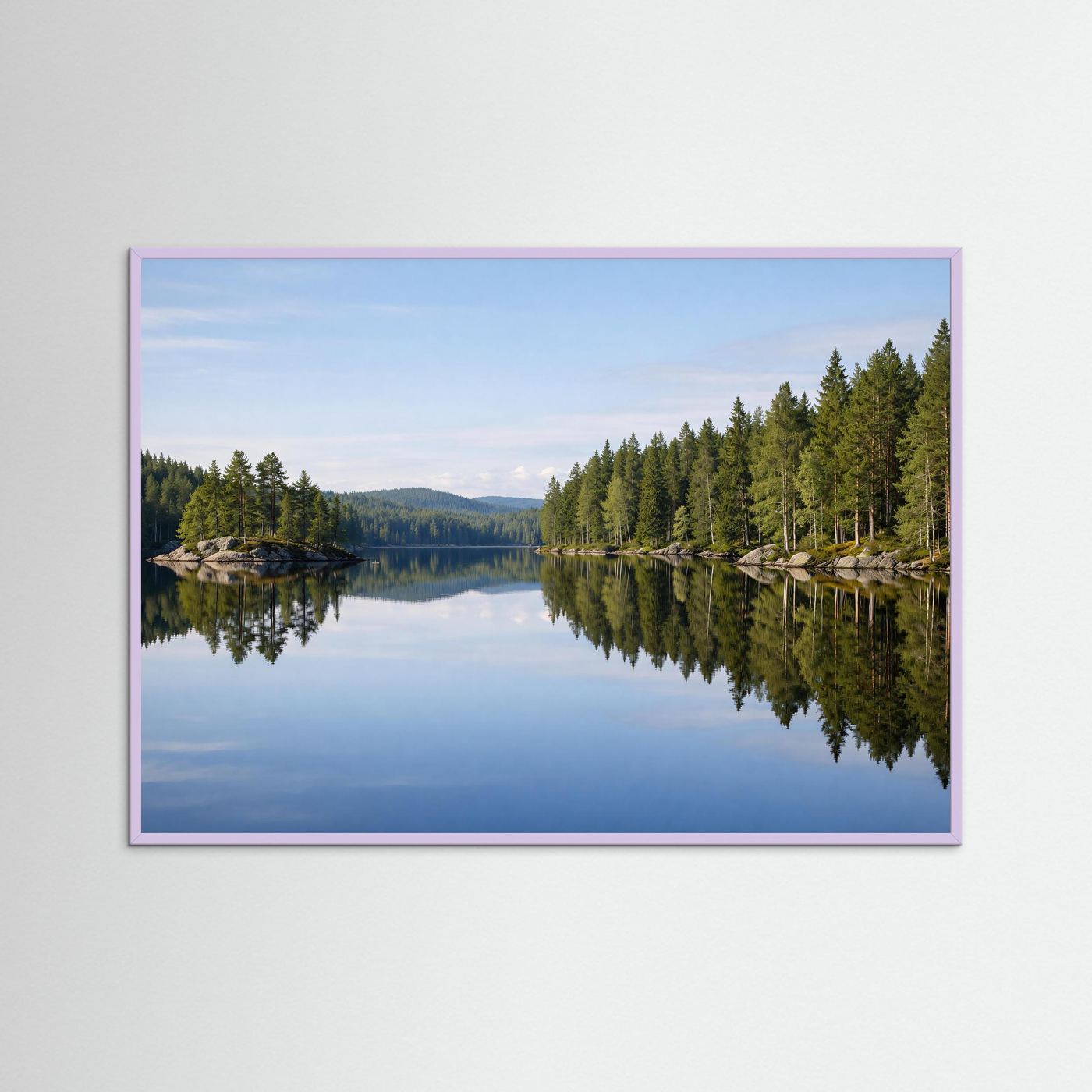 Waldsee-Panorama-Poster mit lila Rahmen