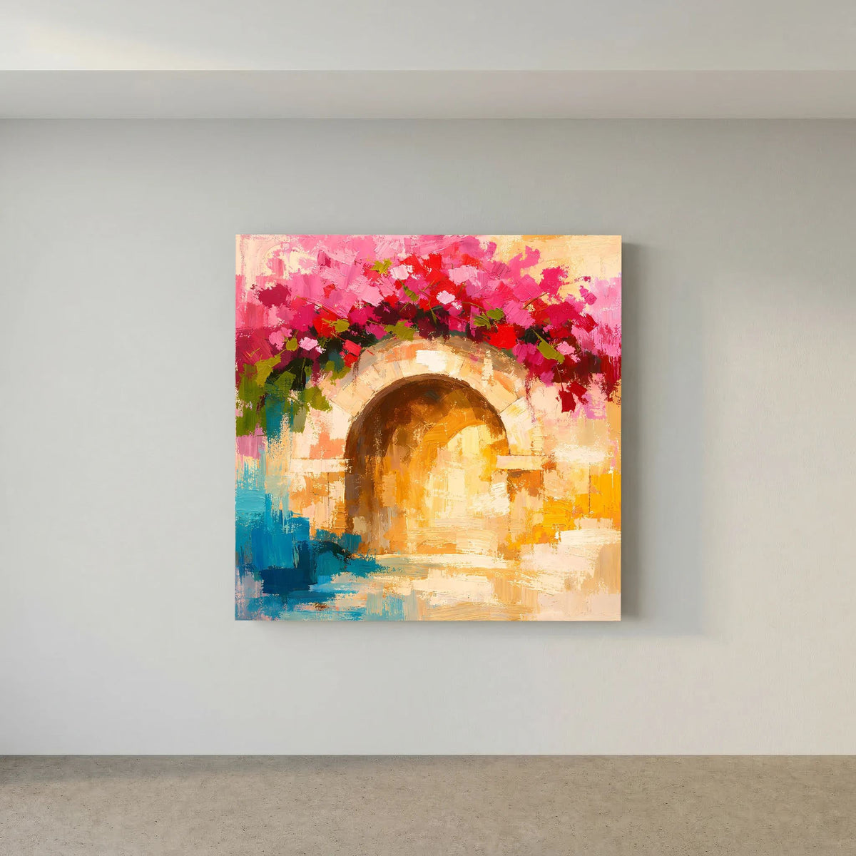 Leinwand-Wandbild auf heller Wand: abstrakter Torbogen, rosa Blütenkranz und warme Farbflächen