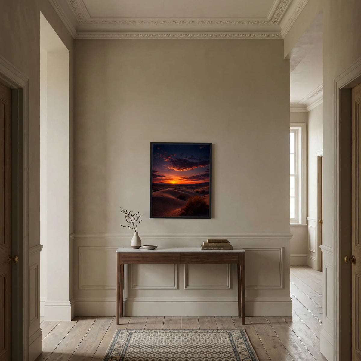 Wandposter im dunklen Rahmen auf heller Wand: Sanddünen bei Sonnenuntergang