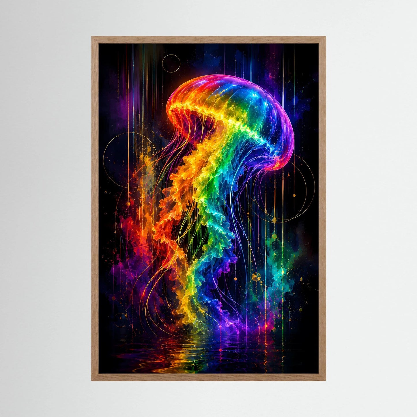 Neon-Quallenposter im hellem Holzbilderrahmen mit Regenbogen-Leuchten und Lichtfäden