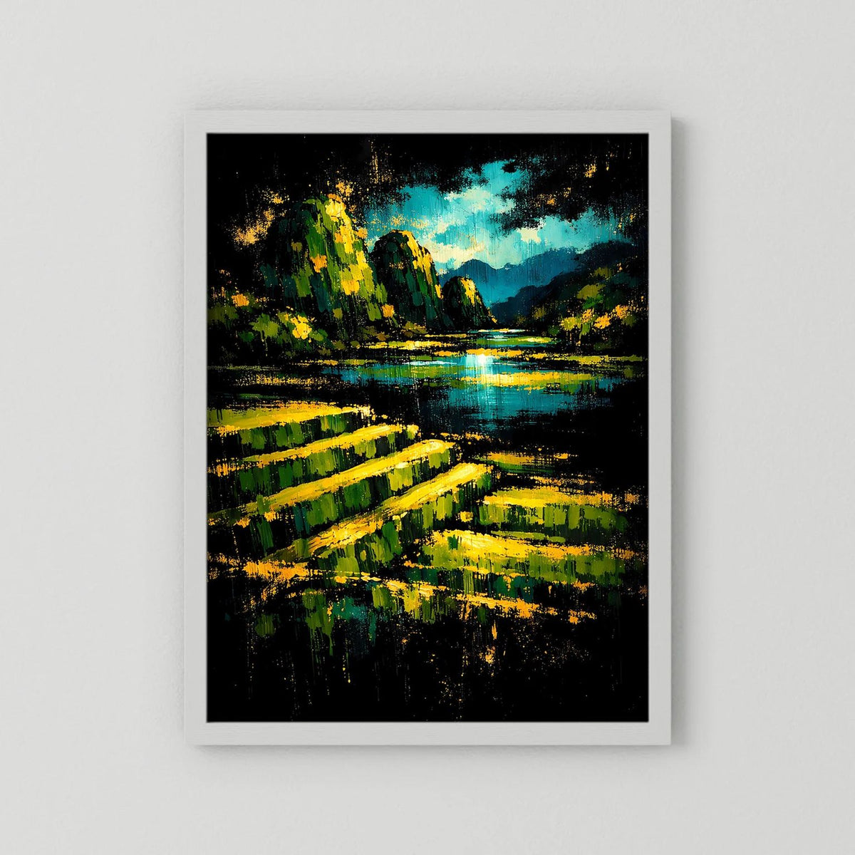 Landschaftsposter in weißem Rahmen: abstrakter Fluss mit grünen und gelben Pinseltexturen, dunkler Hintergrund.