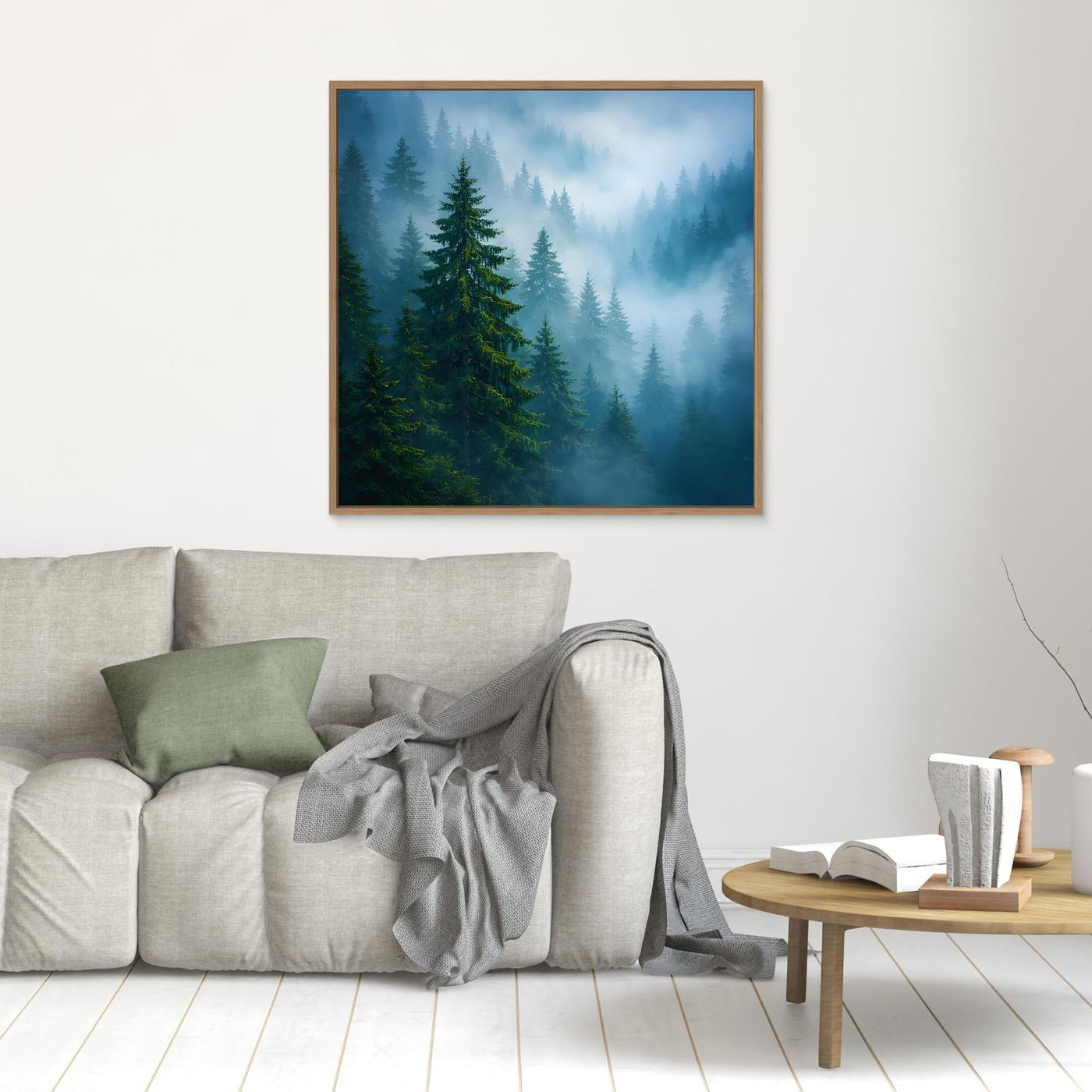 Leinwandbild mit blauen Tannen im Nebel, Holzrahmen, quadratisch