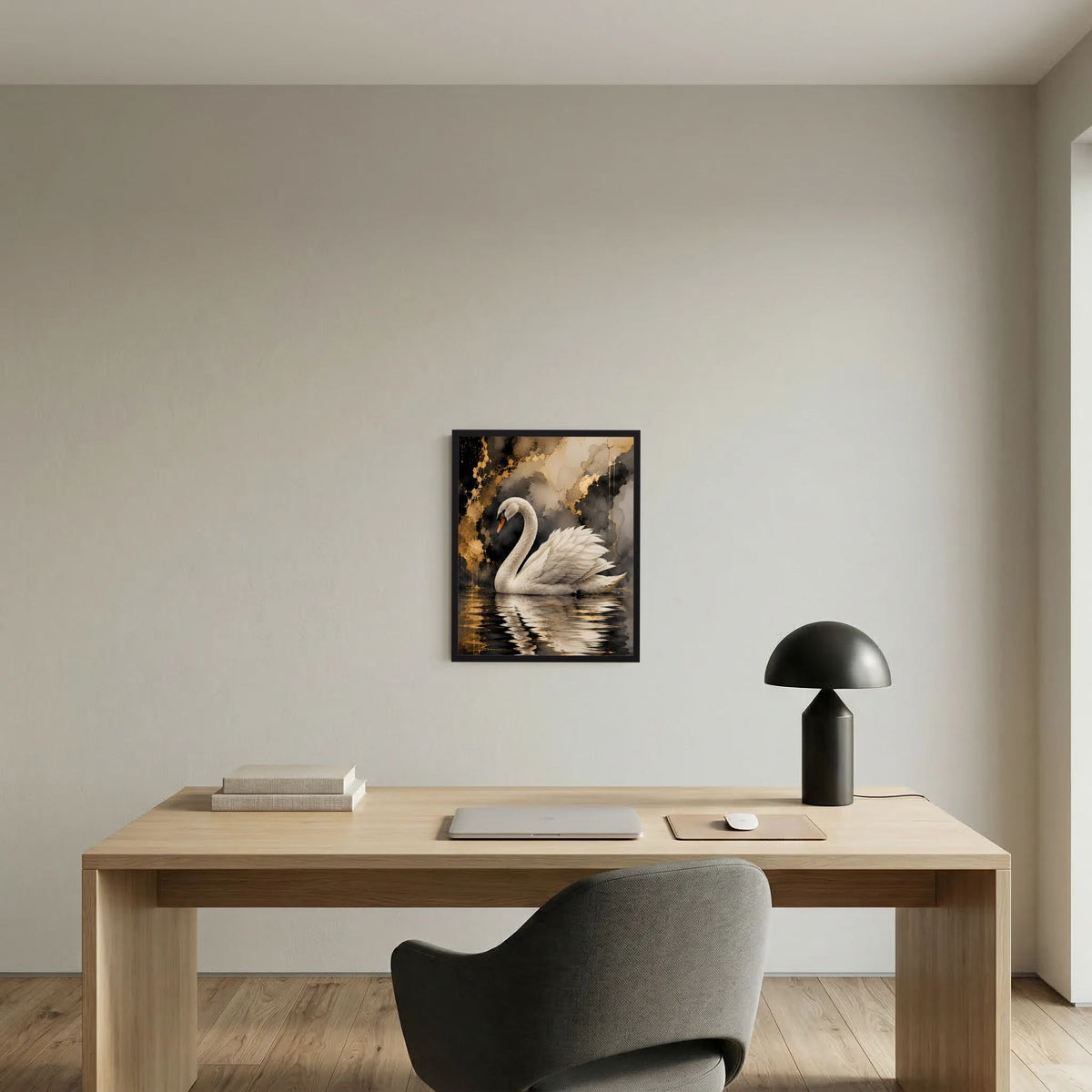 Poster mit weißem Schwan auf goldenem Wasser, Gold-Schwarz abstrakter Hintergrund