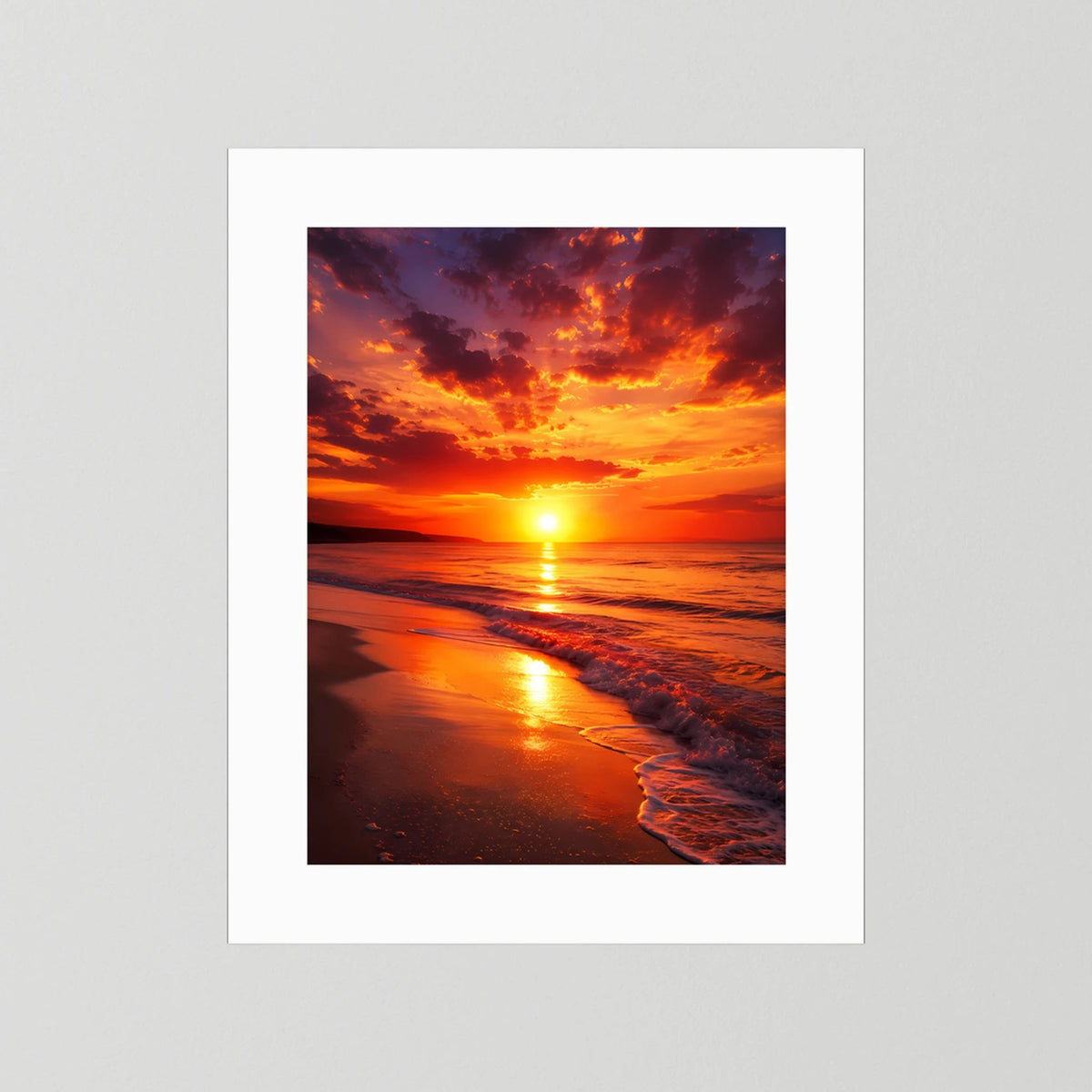 Poster mit weißem Passepartout und Sonnenuntergang am Strand, orangefarbener Himmel