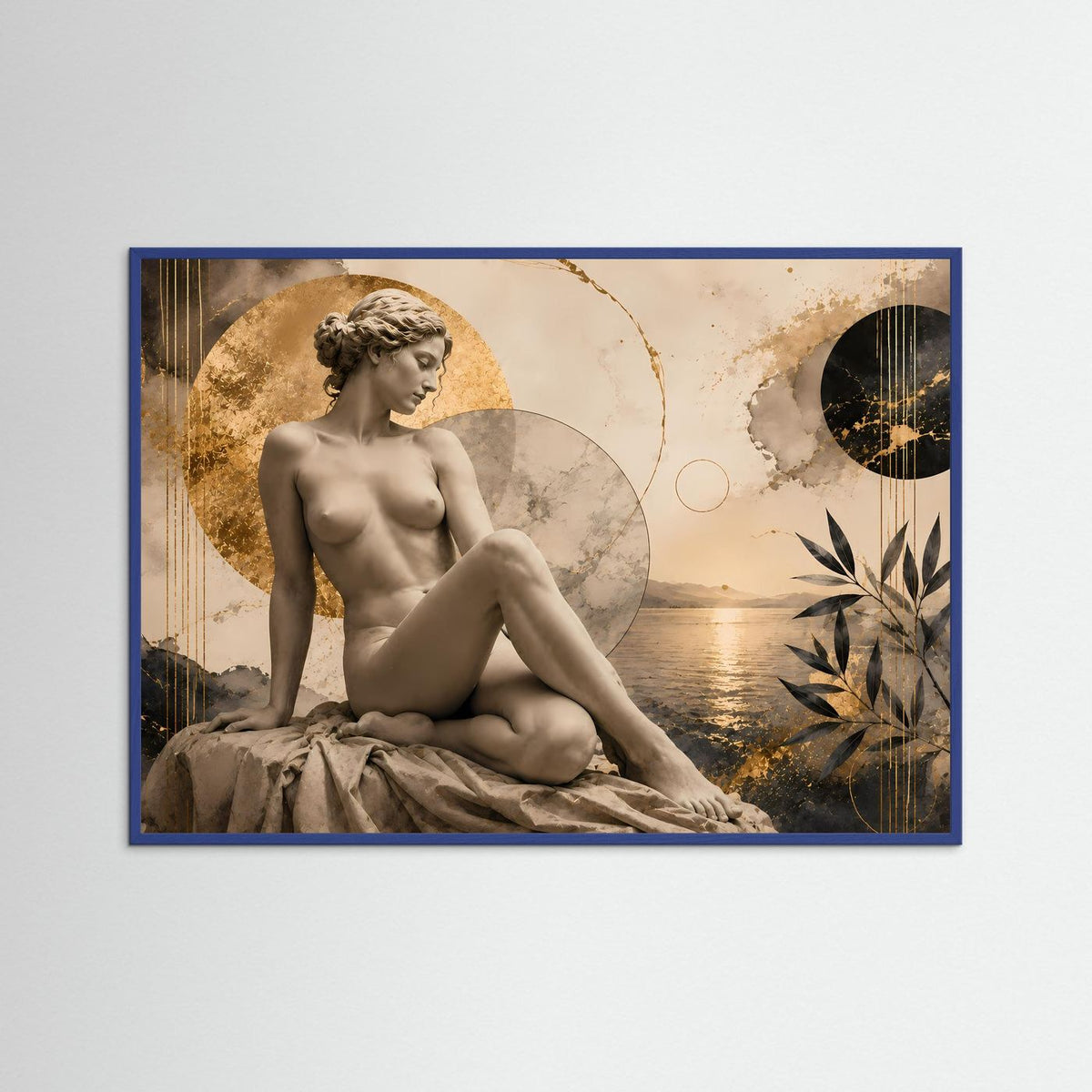 Poster im Querformat mit blauem Holzrahmen: nackte Frauenstatue, goldene Kreise, Meerlandschaft