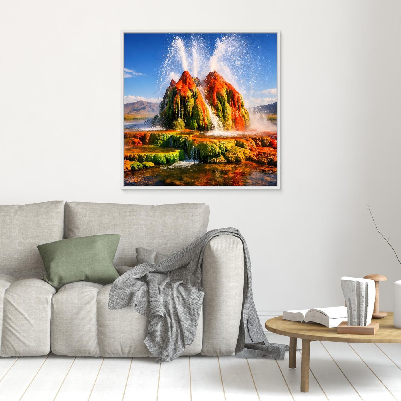 Leinwandbild mit Geysir-Fontänen und farbiger Landschaft in Grün, Orange und Blau