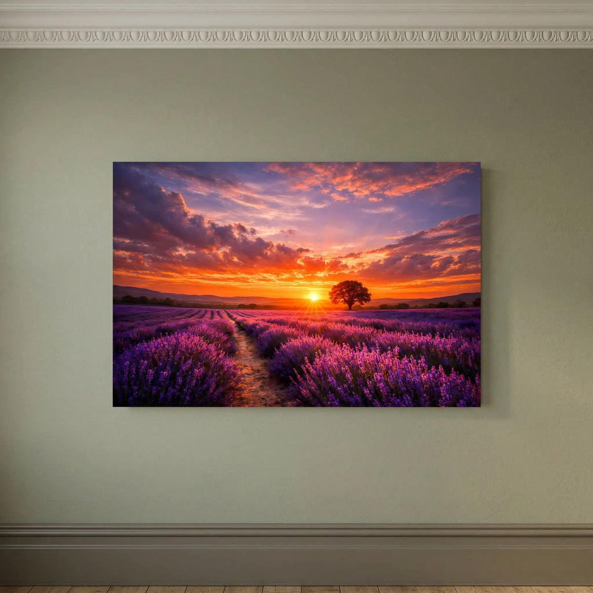 Wandbild mit Lavendelfeldweg und Baum vor Sonnenuntergang, rechteckig, mit dunklem Rahmen