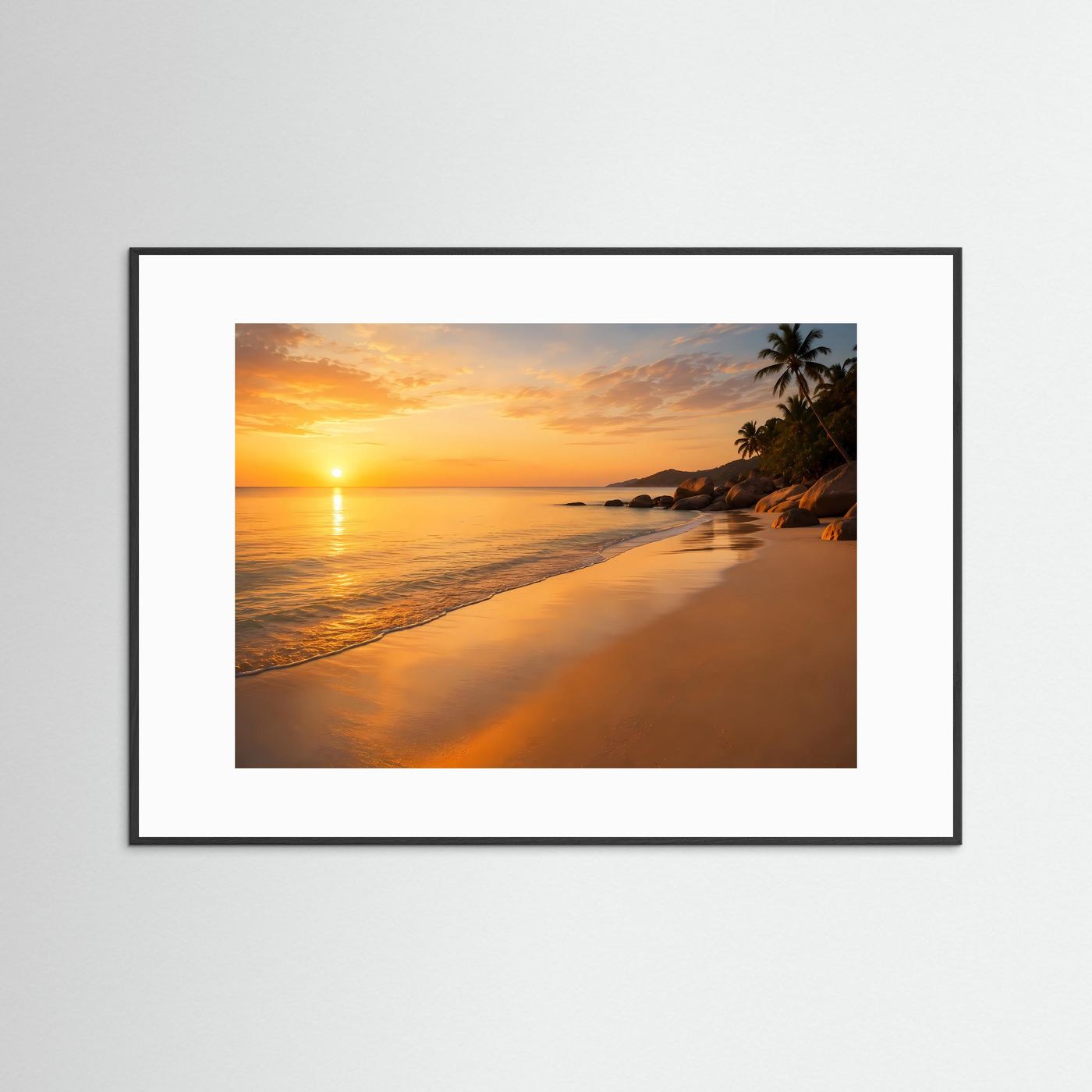 Wandbild mit schwarzem Rahmen und weißem Passepartout: tropischer Strand bei Sonnenuntergang