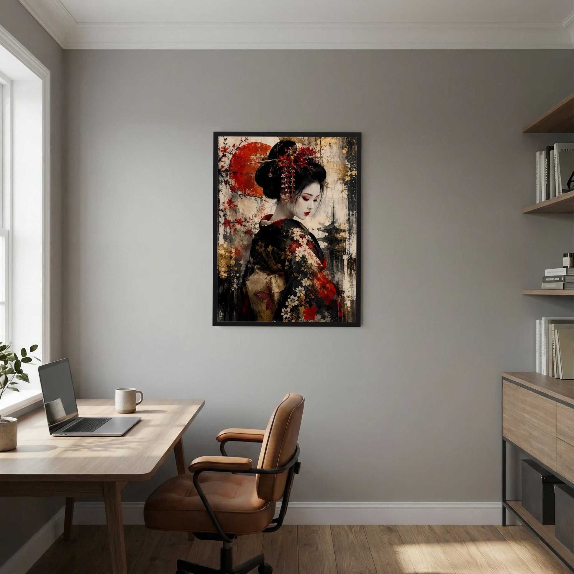 Posterbild mit japanischer Frau im schwarzen Gewand mit rotem Blumendetail, gerahmt