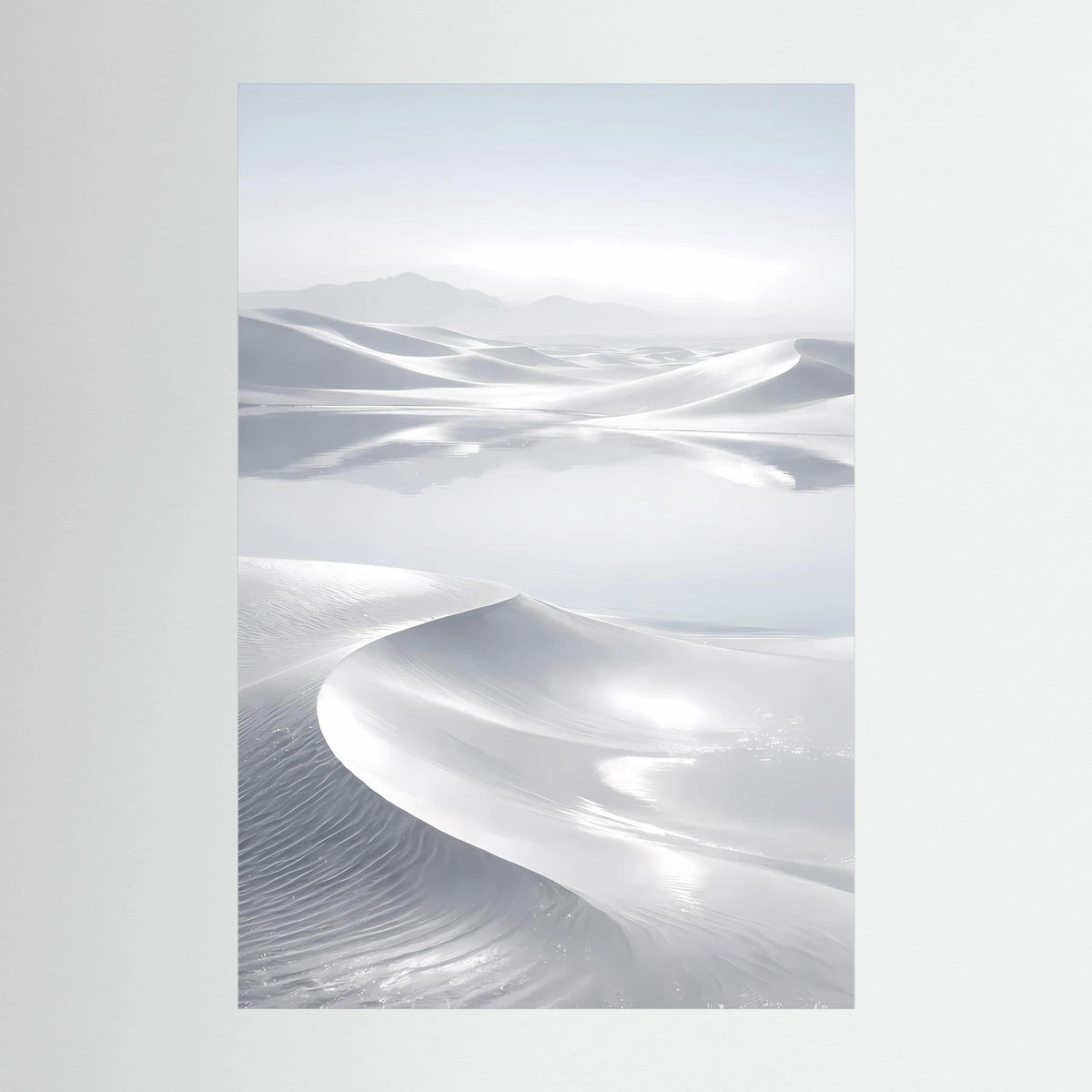 Poster im Hochformat mit weiß-grauen Wüstendünen und geschwungenen Lichtspuren