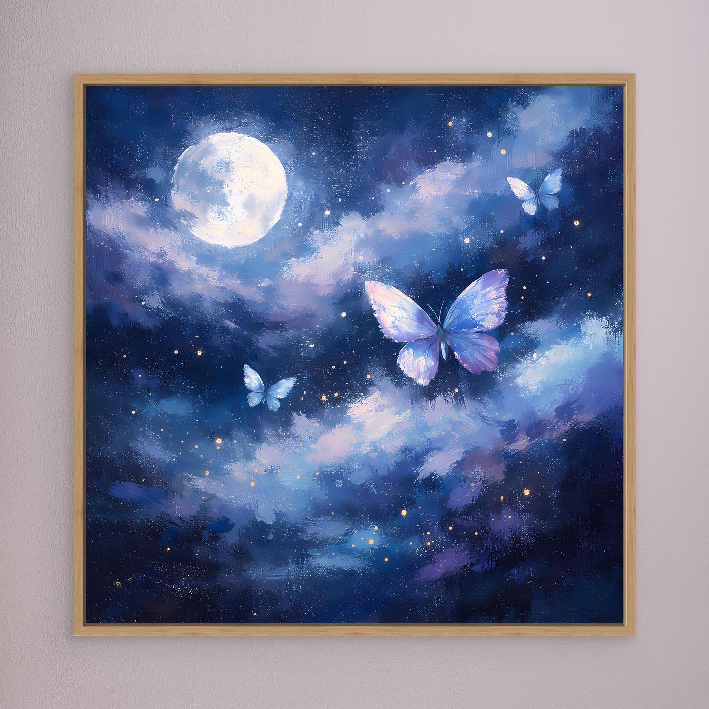 Leinwand-Wandbild mit Mond, Wolken und lilafarbenen Schmetterlingen im Sternenhimmel, goldbraun gerahmt