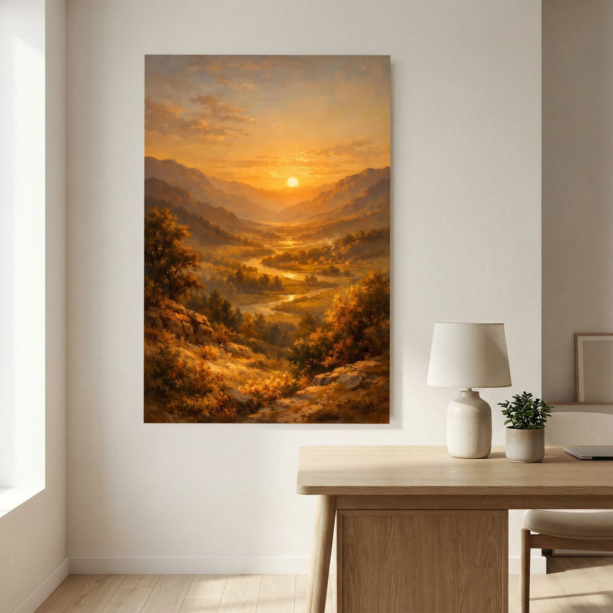 Hochformatiges Wandbild mit Berglandschaft im goldenen Abendlicht, ohne sichtbaren Rahmen