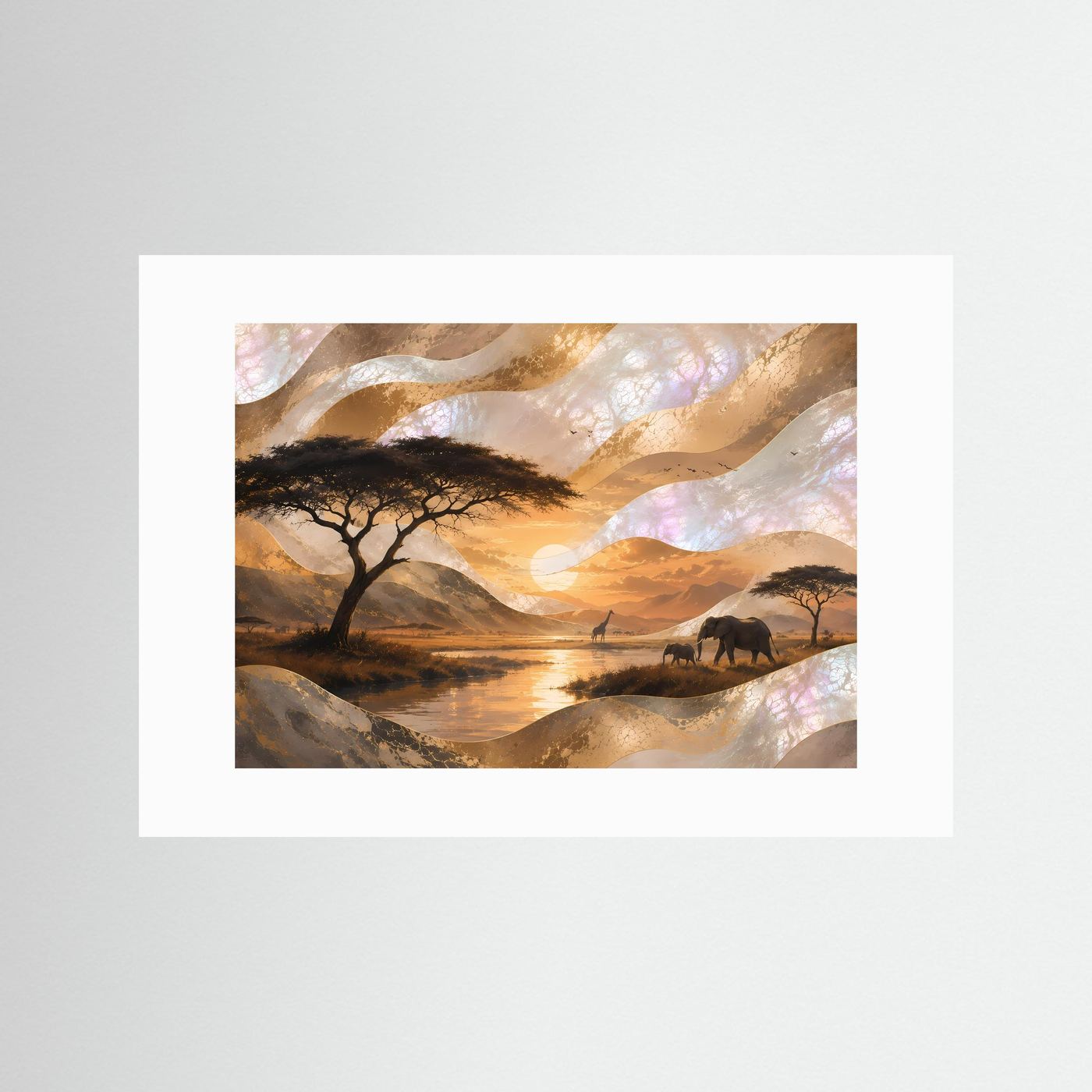 Poster mit Perlmutt-Look im Querformat: Elefanten und Giraffen bei Sonnenuntergang mit hellem Rand