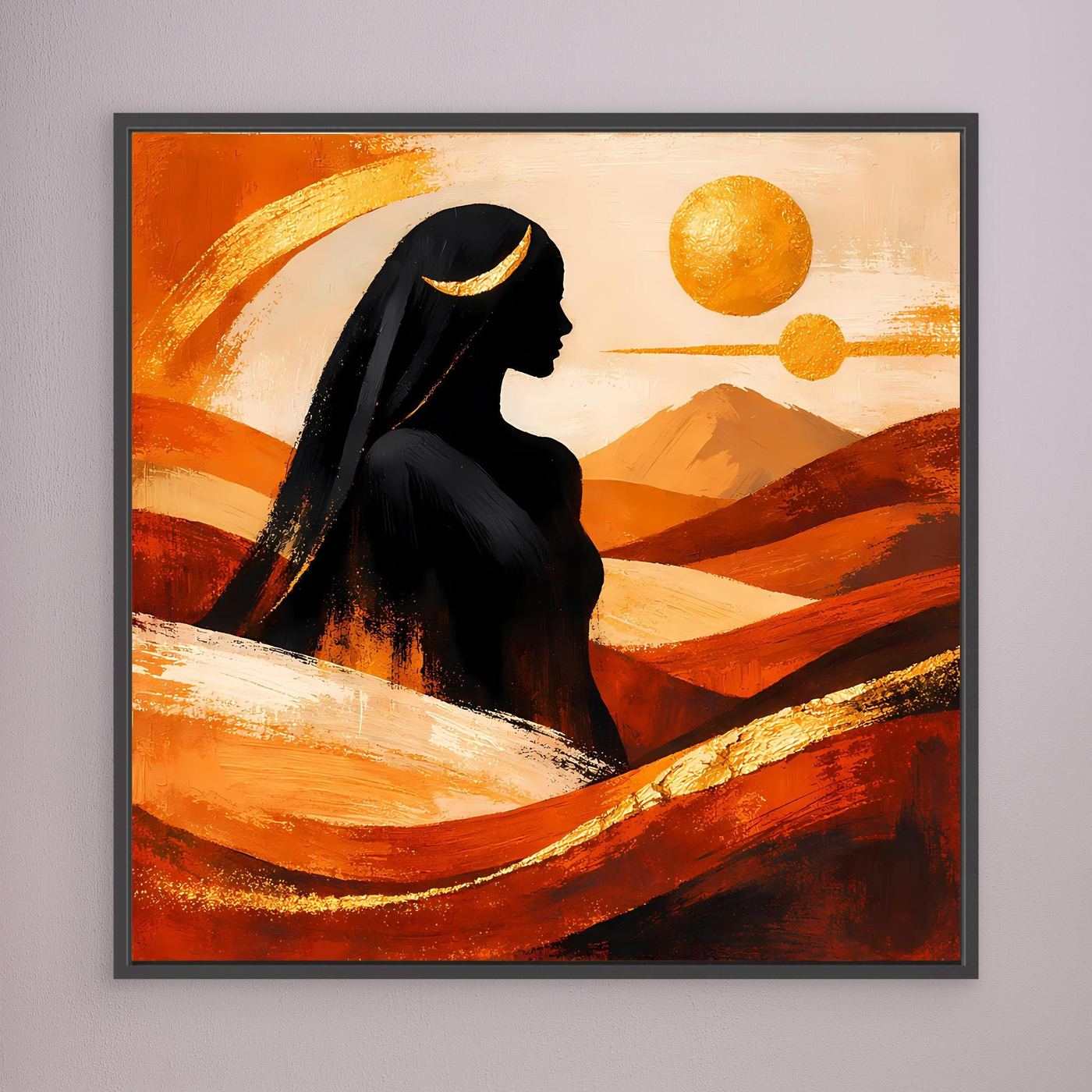 Leinwandbild: Wüstenkönigin mit schwarzer Silhouette, goldene Sonne, Terrakotta, schwarzer Rahmen