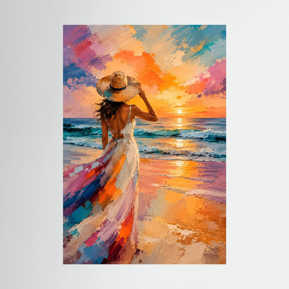 Hochformat-Poster: Frau im Hut auf buntem Strand mit Sonnenuntergang