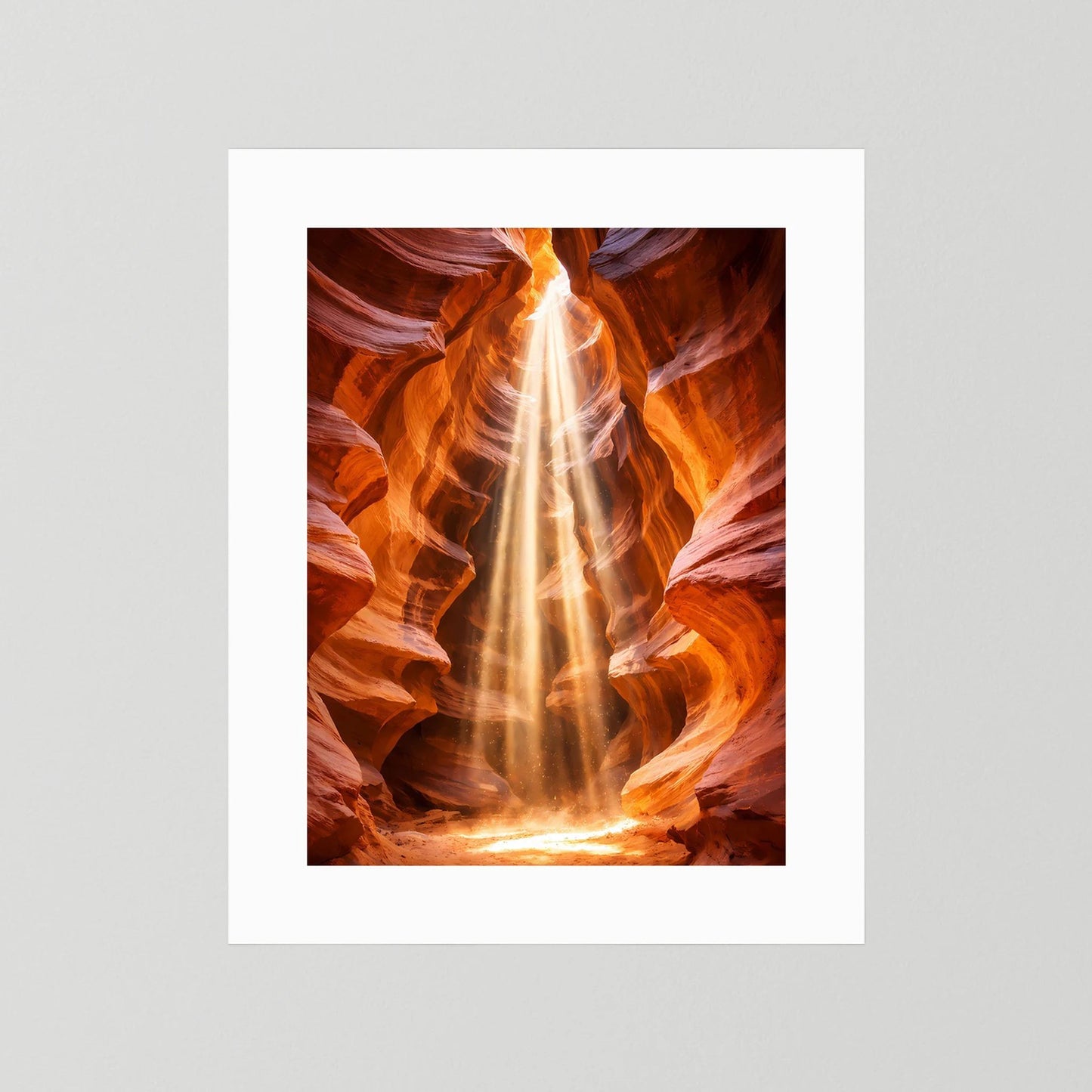 Canyon-Poster im Hochformat mit leuchtendem Strudel in Orange und Gold, weißer Rand