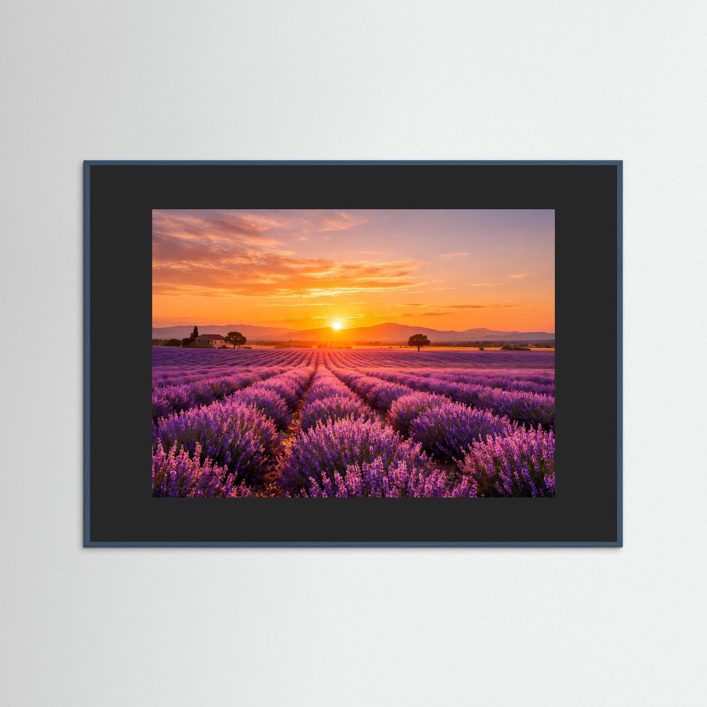 Lavendelfeld-Wandbild mit Sonnenuntergang, schwarzer Rahmen mit dunkelgrauem Rand
