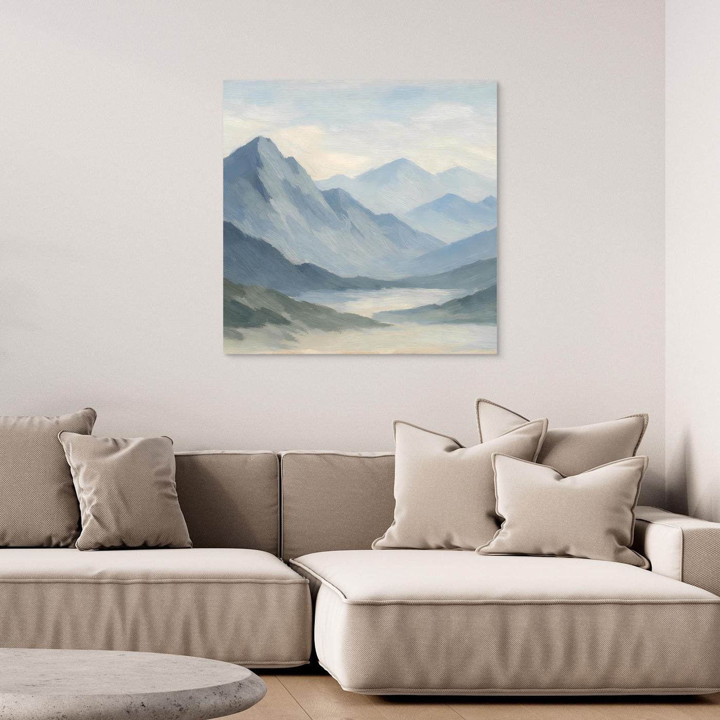 Leinwandbild mit Berglandschaft im Nebel in Hellblau- und Grüntönen