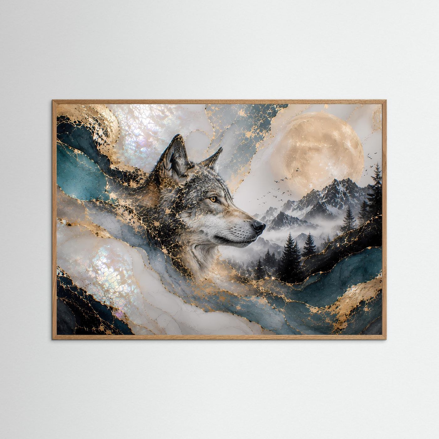 Gerahmtes Querformat-Poster mit Wolf vor Mondschein und Tannen im Bergtal