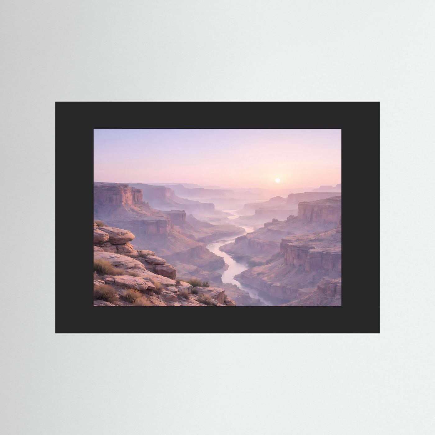 Canyon-Wandbild im schwarzen Rahmen, Panoramaansicht mit Schlucht und Sonnenaufgang