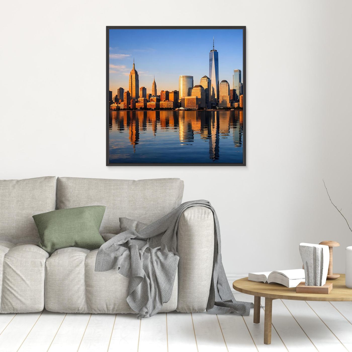 Gerahmtes Leinwandbild mit New-York-Skyline bei Sonnenuntergang und Spiegelung im Wasser