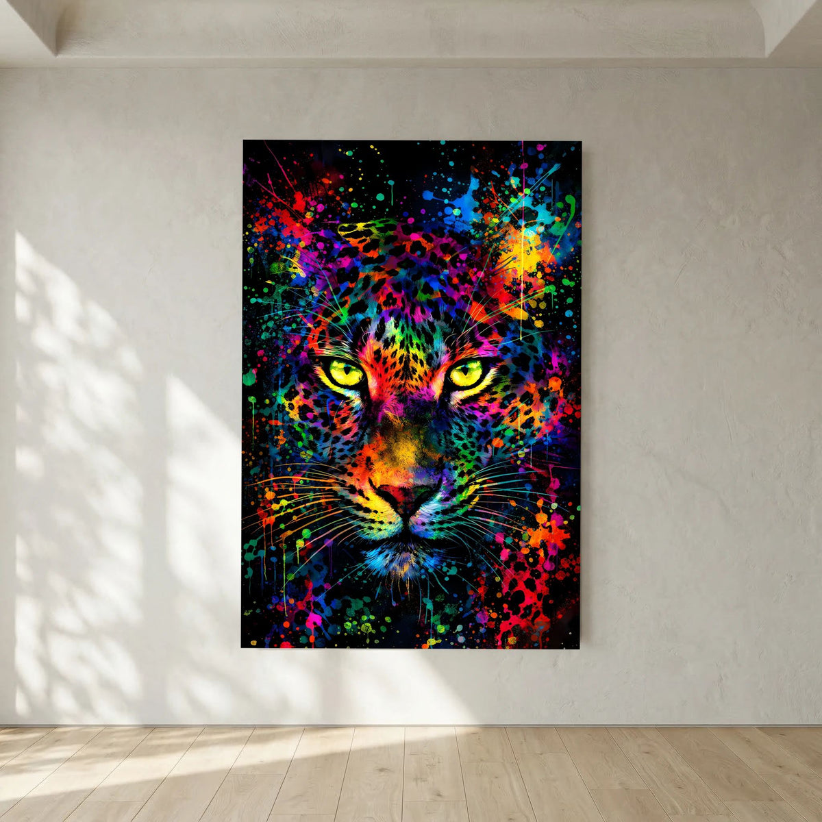 Poster mit Leopardenblick im Neonfarben-Collage-Stil, farbige Spritzer und Linien, hochkant