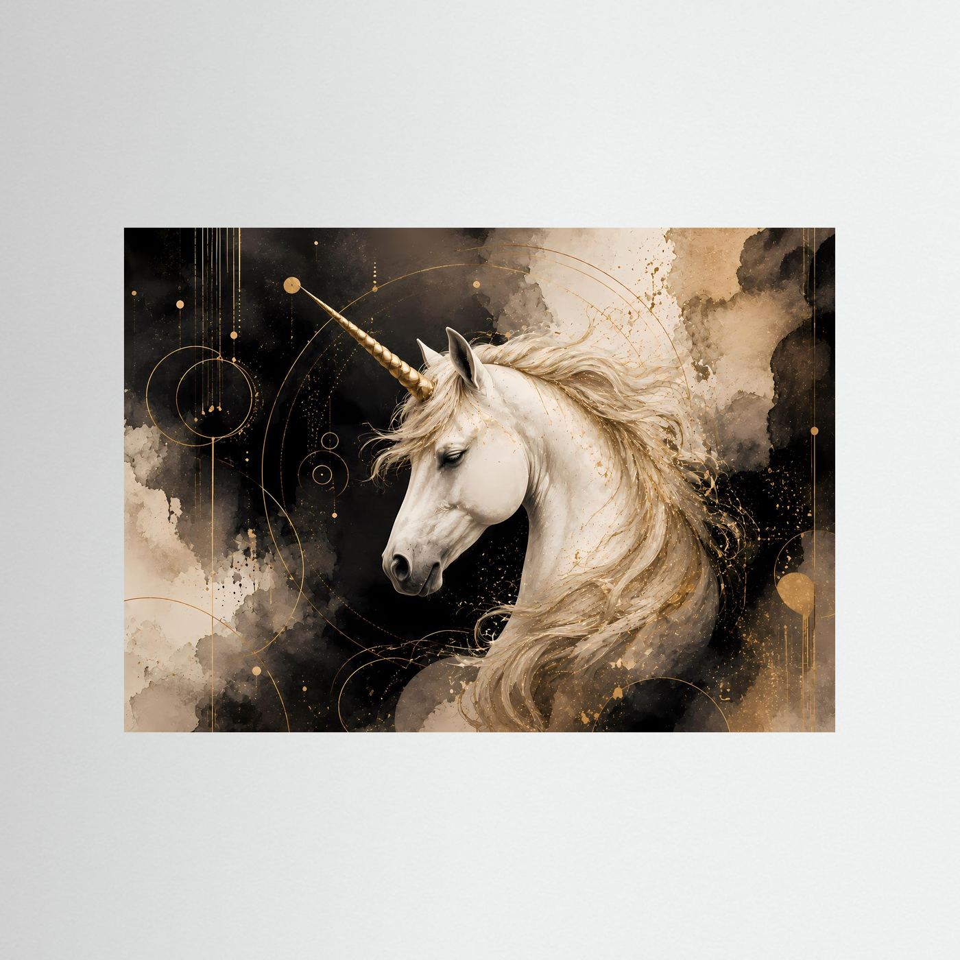 Poster im Querformat mit weißem Einhornkopf und goldener Fantasy-Illustraion