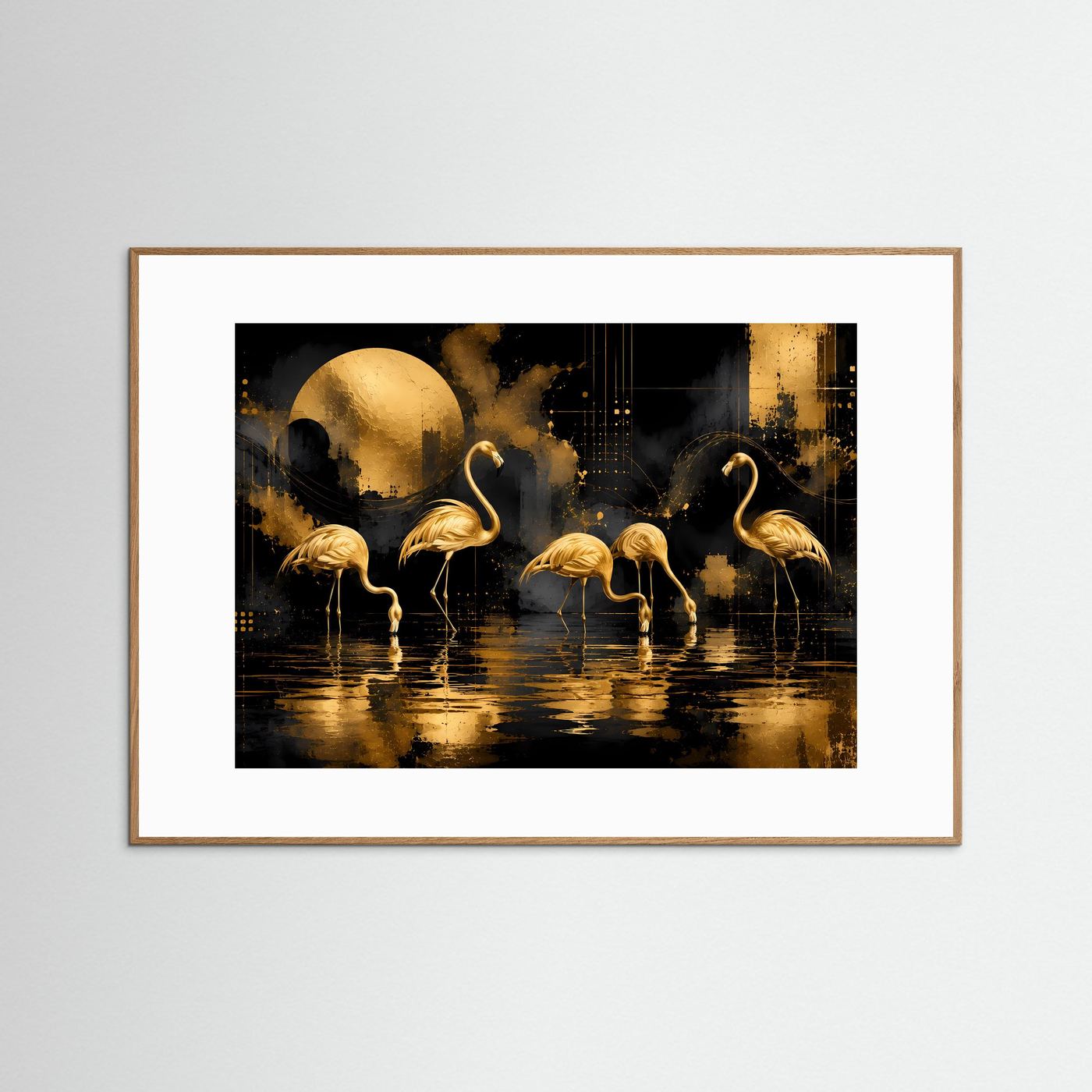 Wandbild mit goldenen Flamingos auf dunklem Hintergrund im braunen Holzrahmen