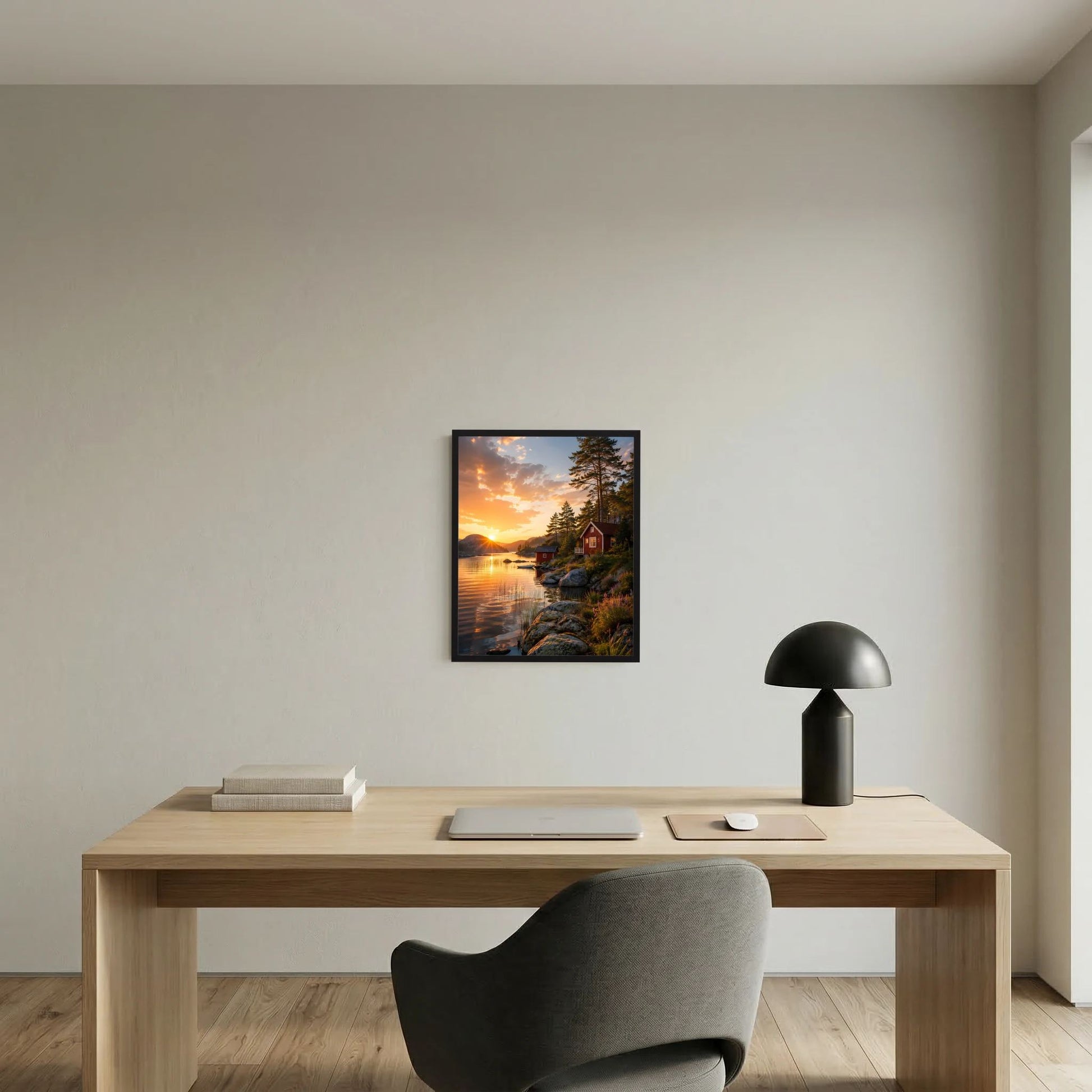 Hochformatiges Kunstposter im Innenraum: Seeufer bei Sonnenuntergang mit roter Hütte