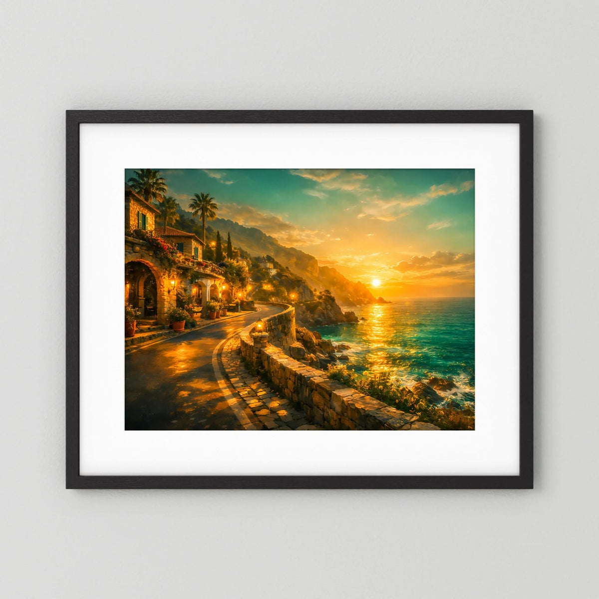Wandbild mit schwarzem Rahmen: Küstenstraße im goldenen Sonnenuntergang, Querformat