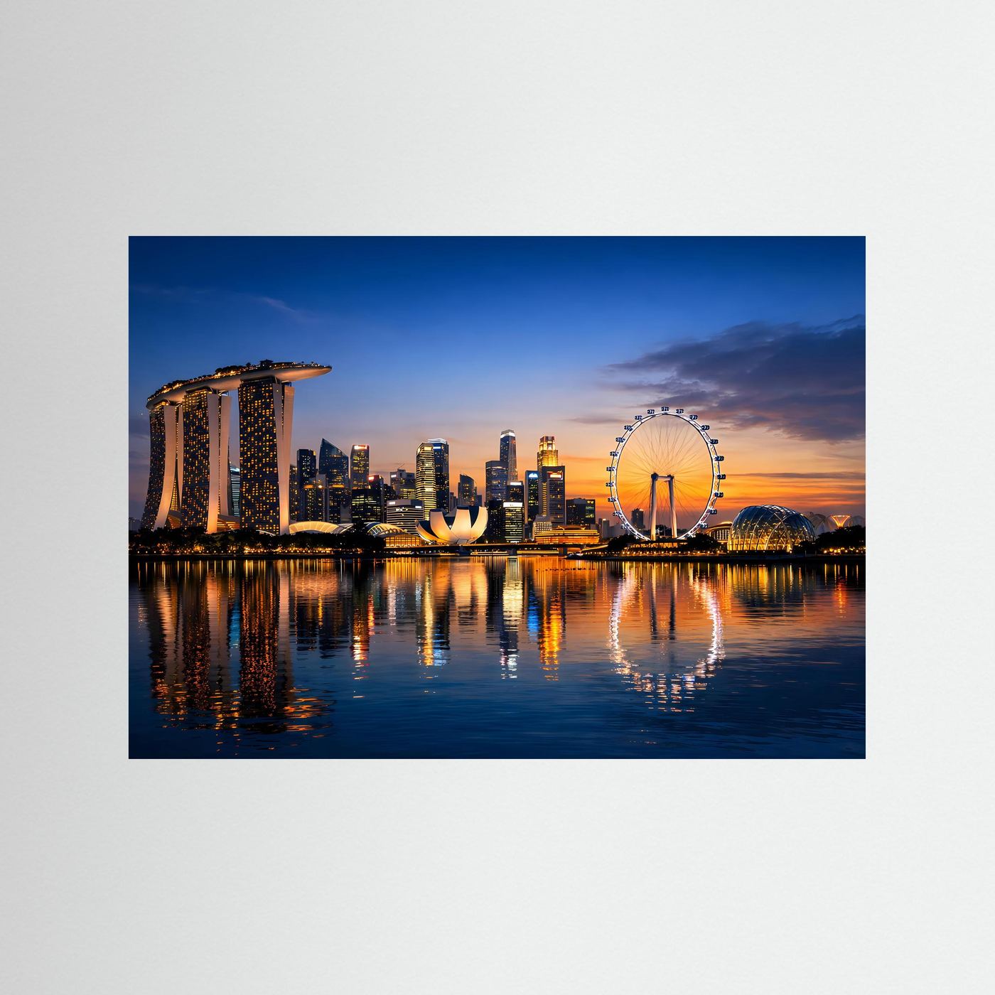 Poster mit Skyline von Singapur bei Dämmerung, Ferrisrad und Spiegelung, ohne Rahmen