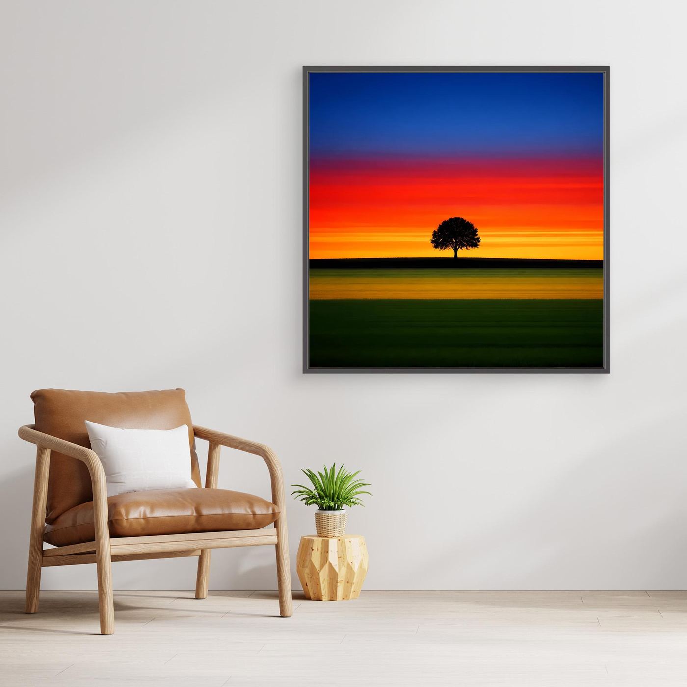 Quadratisches Leinwandbild mit dunkelgrüner Landschaft, farbigen Horizontlinien und Baum im Vordergrund.