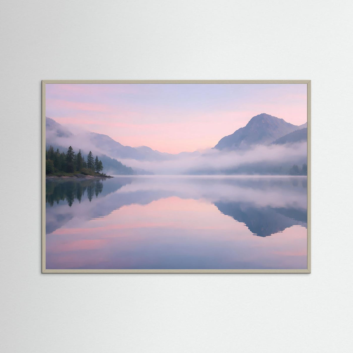 Wandkunst Bergsee-Landschaft im Dämmerlicht mit grauem Rahmen, rosa-blaue Farbtöne