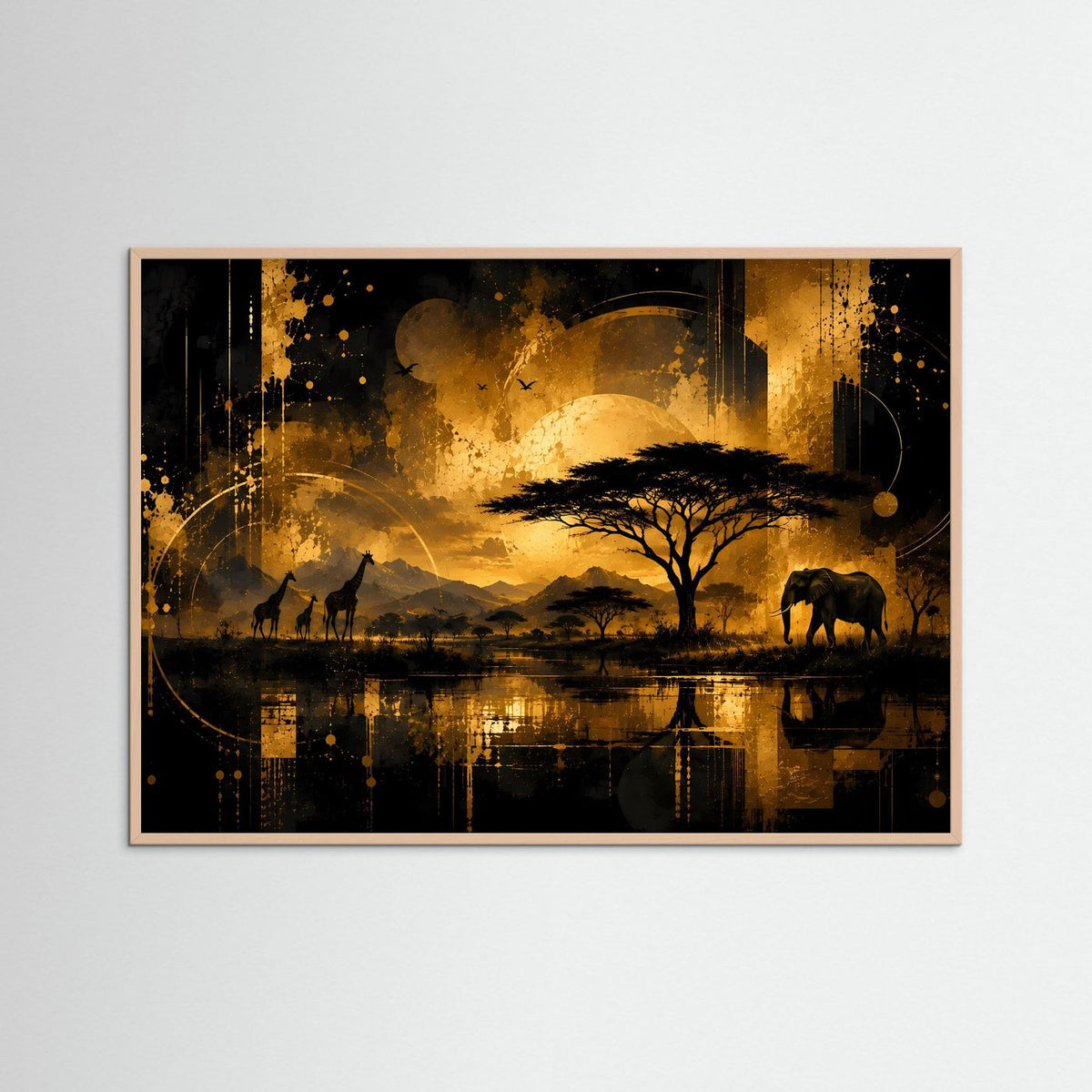 Poster im Querformat: goldene Savanne mit Elefant und Giraffen, Baum und Spiegelung, beiger Rahmen