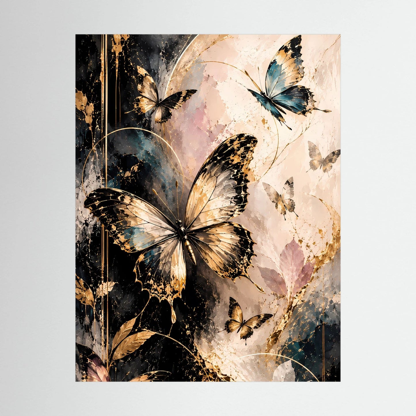 Nahansicht Hochformat-Poster: abstrakte Schmetterlinge in Gold, Schwarz und Blau im Rahmen