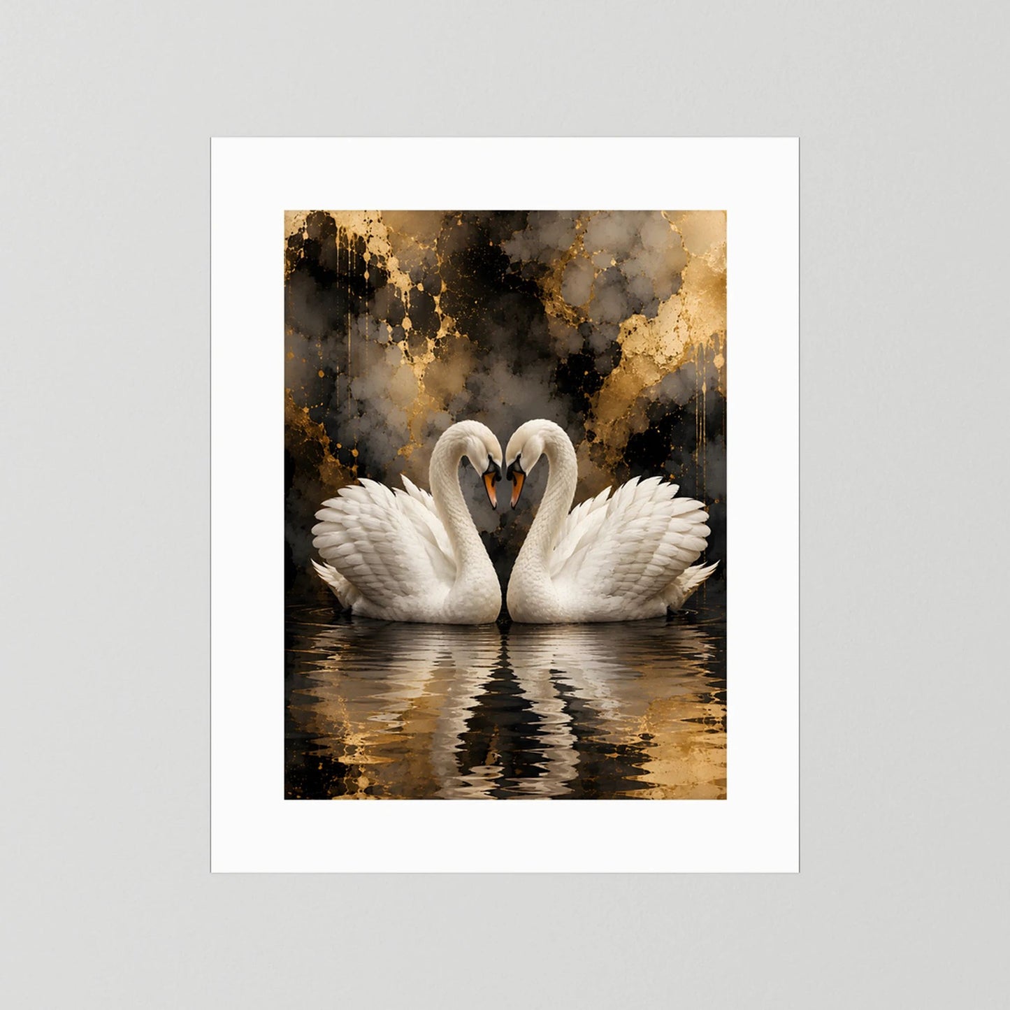Kunstposter im Hochformat: Schwanenpaar auf Spiegelwasser, weißer Rand