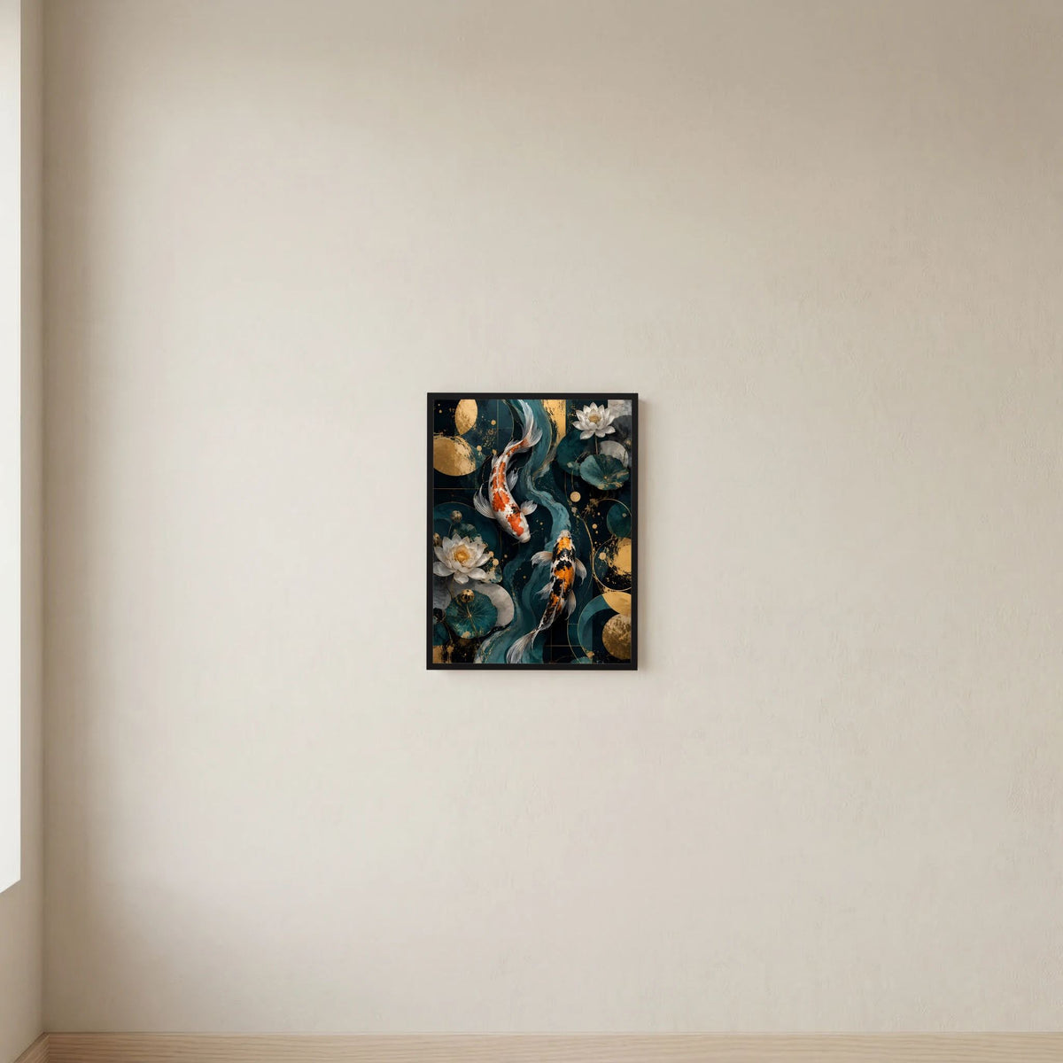 Kleines gerahmtes Poster im Hochformat: Koi-Fische und Lotusblüten in Petrol & Gold