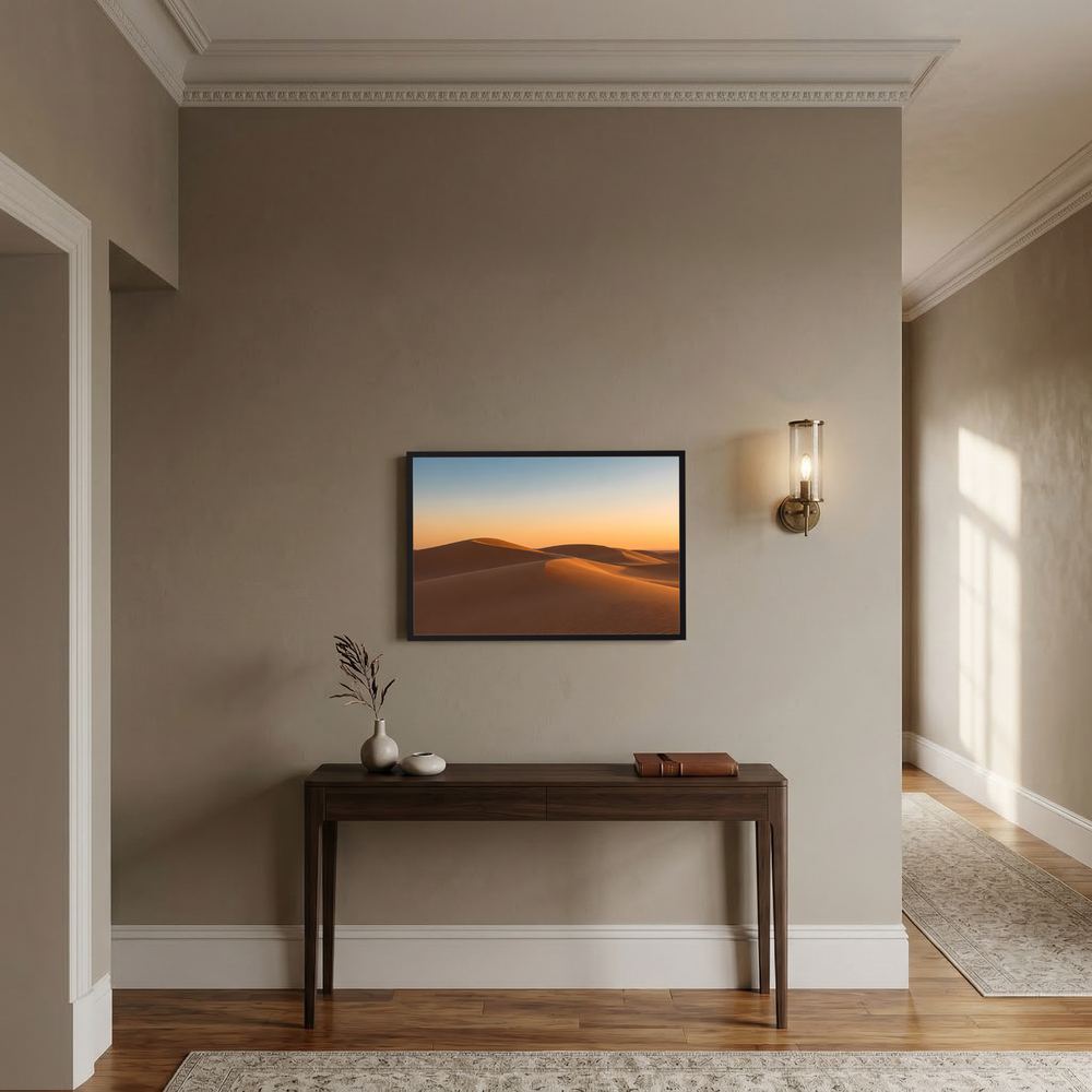 Gerahmtes Querformat-Poster mit goldenen Sanddünen und Himmel im Abendlicht