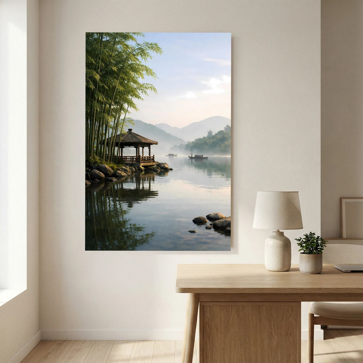 Hochformat-Wandbild: ruhiger Fluss mit Bambus, Stegen und traditionellem Pavillon